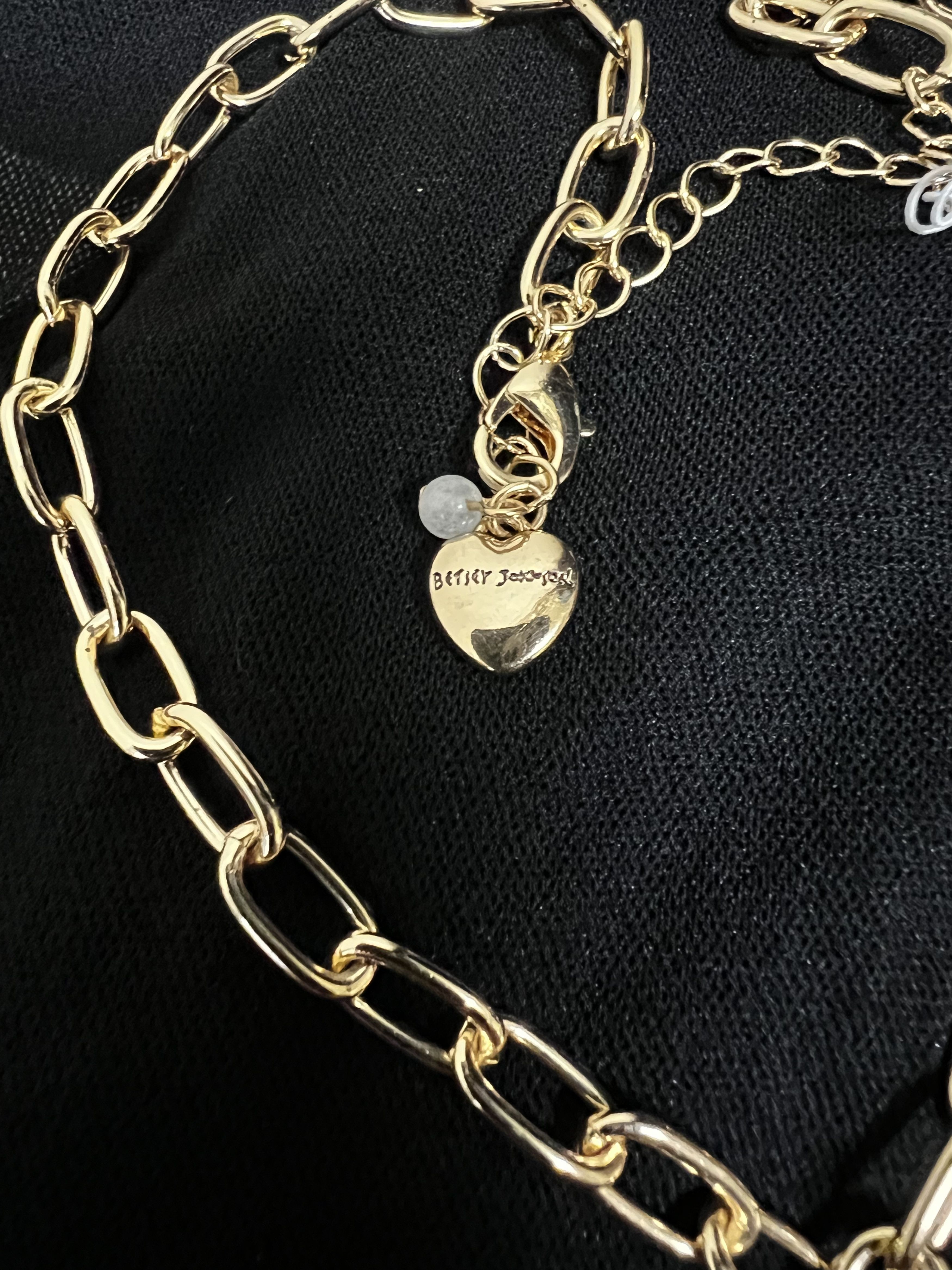 Betsey Johnson New with Tag Betsey Johnson Scallop Seashell Necklace Size ONE SIZE - 4 Thumbnail