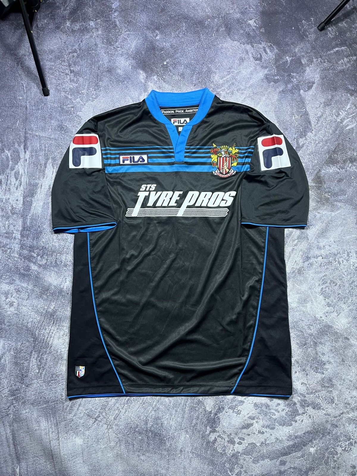 Fila Stevenage FC Tyre Pros Football Jersey Fila Home 2005 Size US L / EU 52-54 / 3 - 1 Thumbnail
