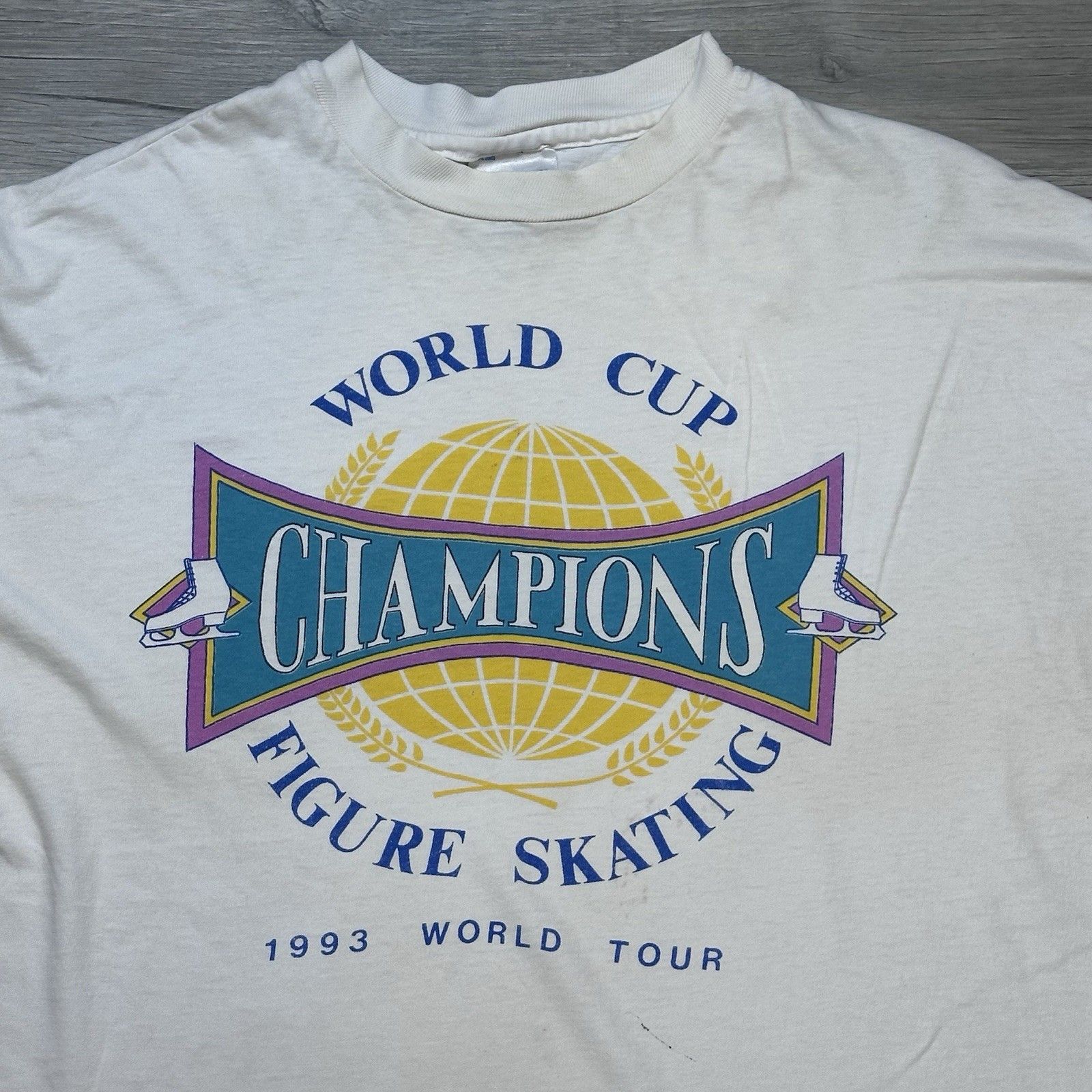 Hanes Vintage Figure Skating 1993 World Cup Long Sleeve T-Shirt Size US XL / EU 56 / 4 - 6 Thumbnail