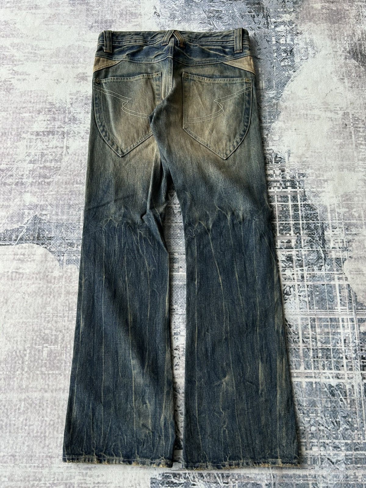 semanticdesign Super Flared Y2k Semantic Jeans Size US 31 - 4 Thumbnail