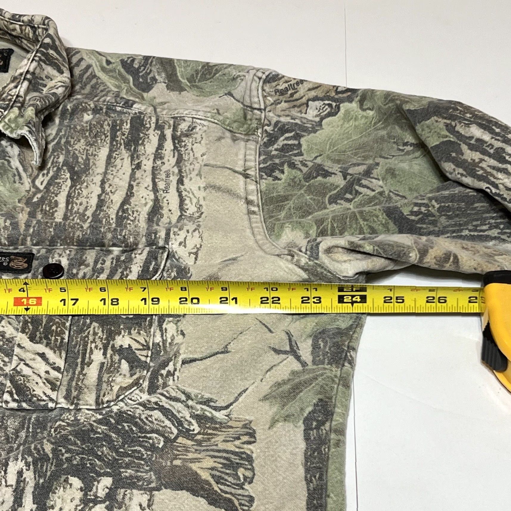 Realtree VTG Rattlers Brand Realtree Camo Chamois Hunting Shirt Mens L Made USA Size US L / EU 52-54 / 3 - 6 Thumbnail