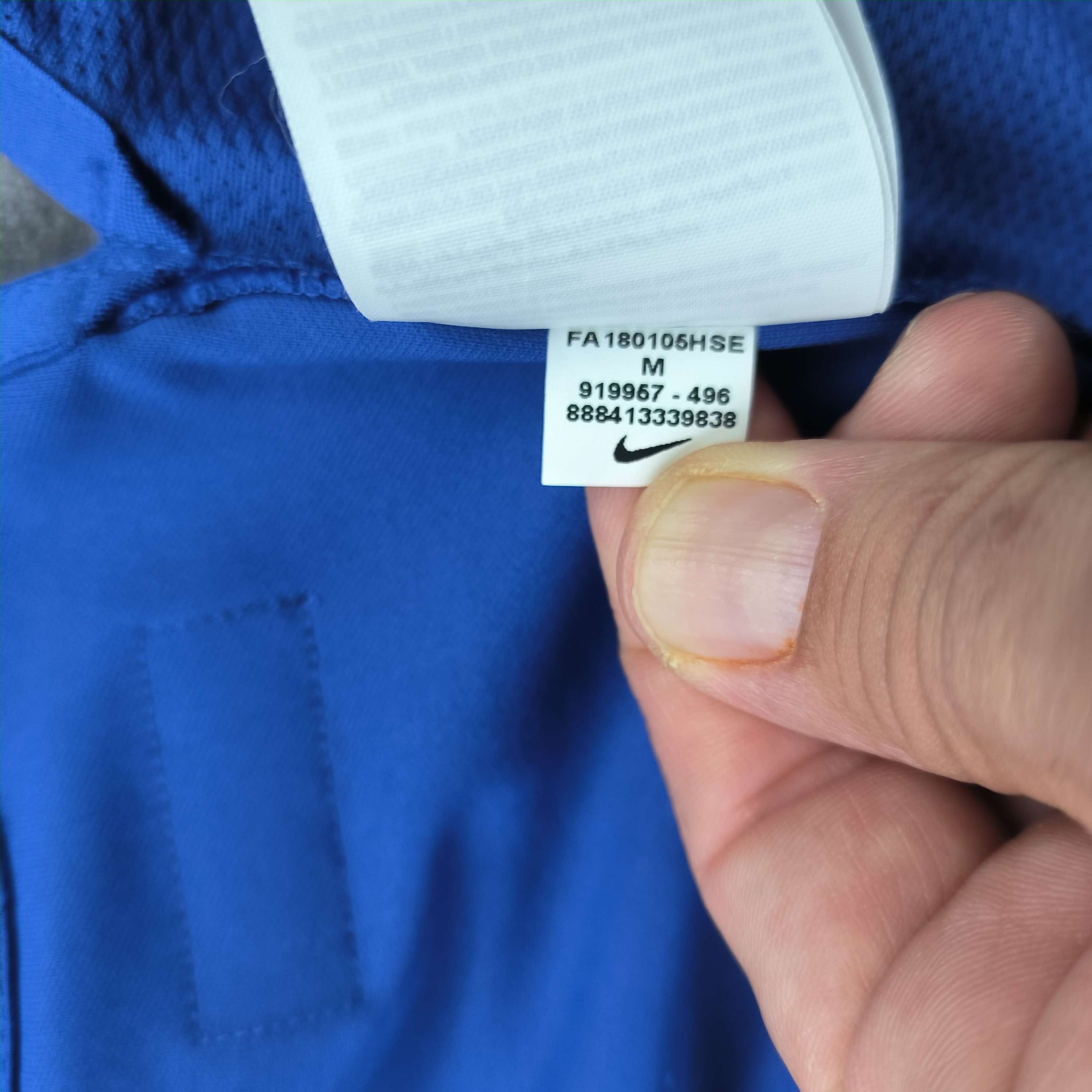 Nike Chelsea 2018-19 Nike training football jersey shirt size M Size US M / EU 48-50 / 2 - 7 Thumbnail