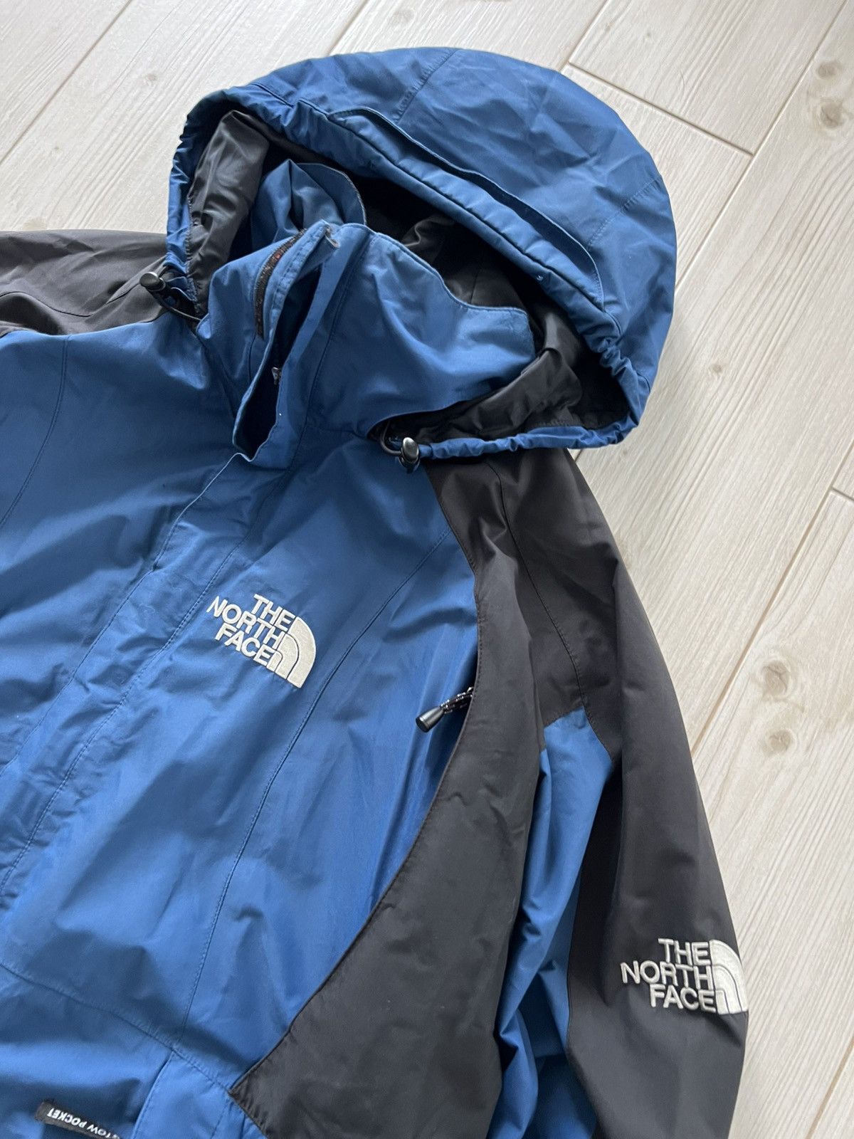 The North Face The North Face Gore-Tex Vintage Jacket Outdoor Jacket XL Size US XL / EU 56 / 4 - 4 Thumbnail