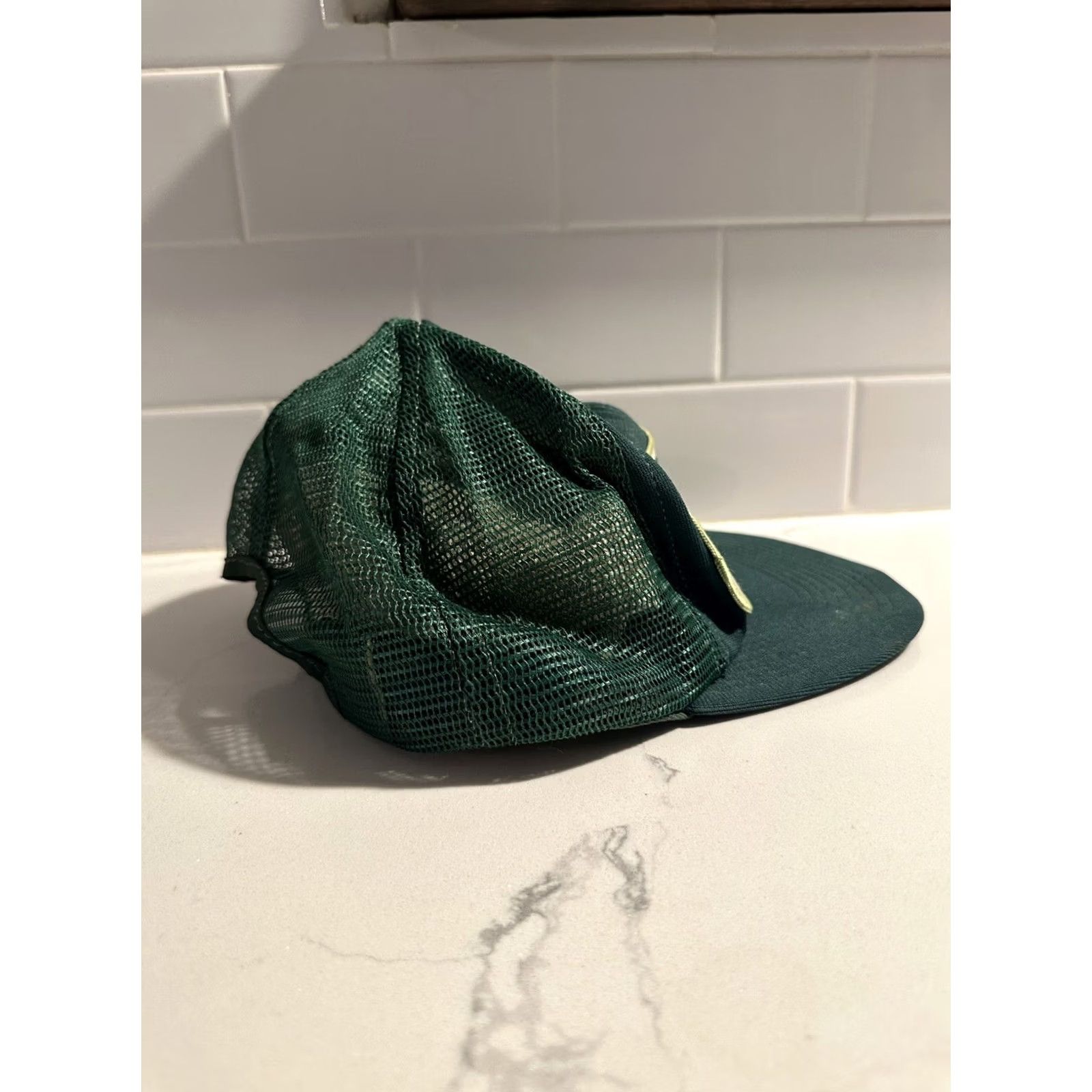 Vintage VINTAGE Interstate Batteries SnapBack Hat Green Mens One Size Distressed Size ONE SIZE - 3 Thumbnail