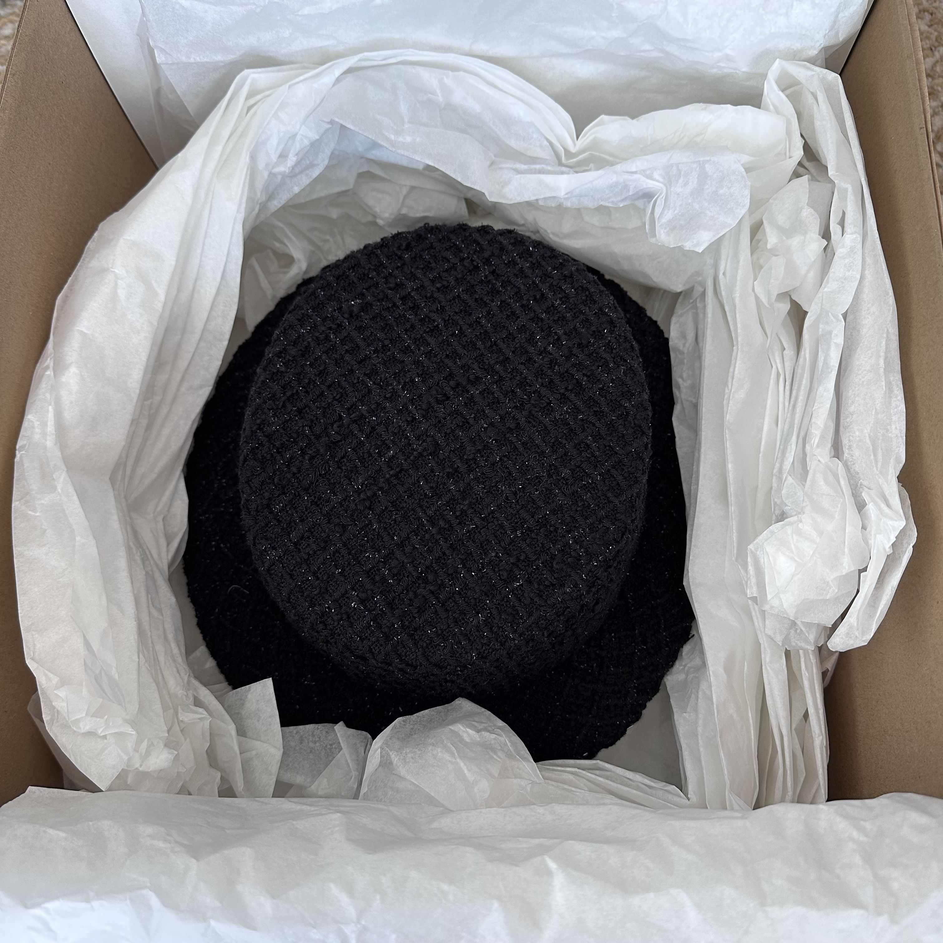 Chanel CHANEL Boater hat in black Tweed BNWT Size ONE SIZE - 8 Thumbnail