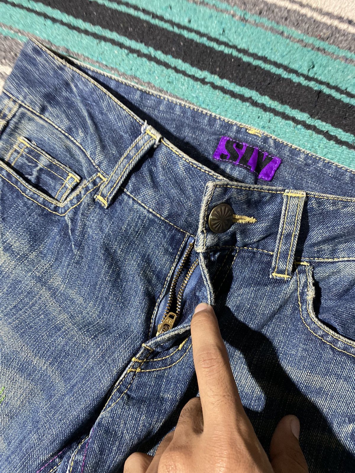 If Six Was Nine SLY Japan Distressed Bootcut Denim Size US 30 / EU 46 - 5 Thumbnail