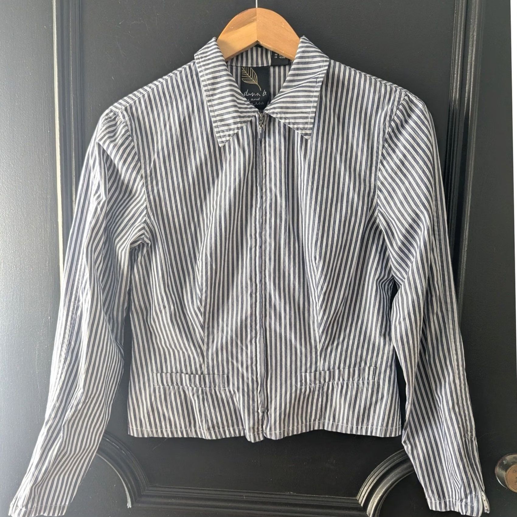Vintage Dana B and Karen Striped Jacket Women's Size 6 Blue White Zip Front Collared Short Sleeve Elastic Waist Casual Workwear) Size M / US 6-8 / IT 42-44 - 2 Thumbnail