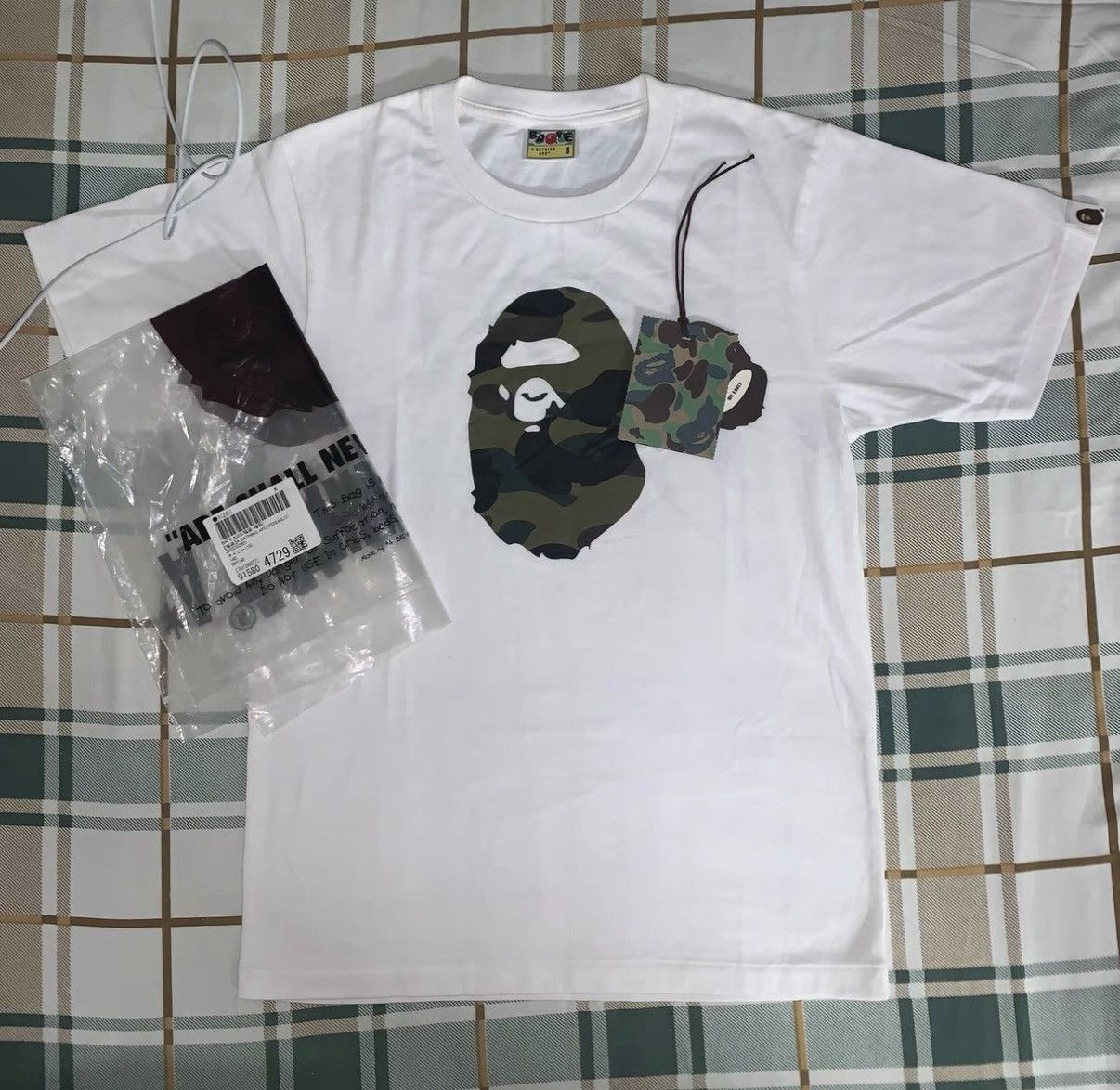 Bape BAPE OG Nigo era white short-sleeve T-shirt Size US S / EU 44-46 / 1 - 1 Thumbnail