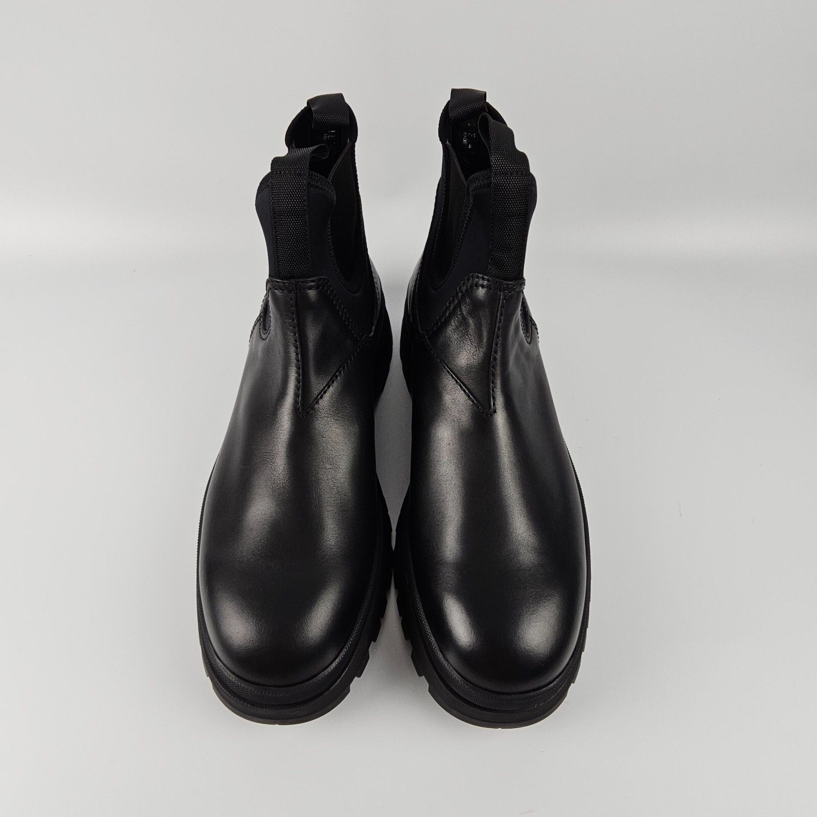 Prada PRADA Black Leather Stretch Chelsea Boots New/Authentic Size US 10 / EU 43 - 7 Thumbnail
