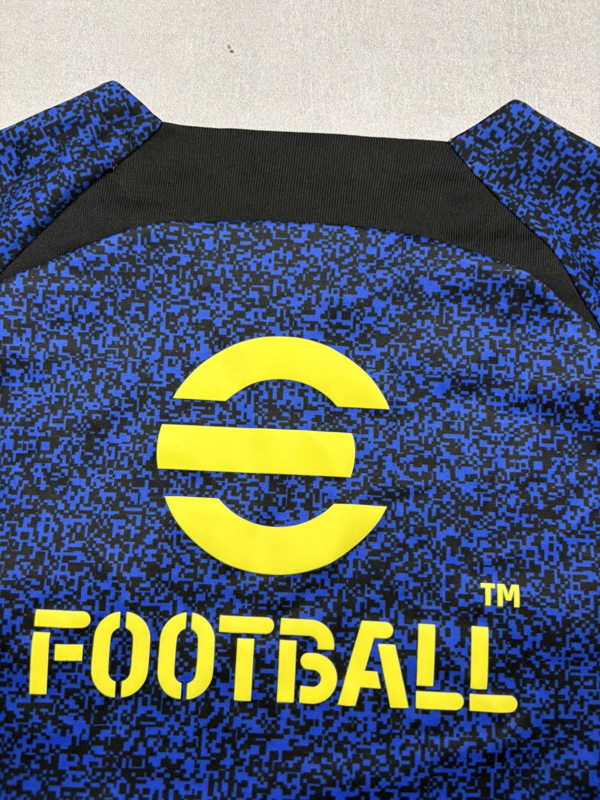 Nike Nike Inter Milan 2023/24 eFootball Training Pre Match Jersey Size US L / EU 52-54 / 3 - 13 Thumbnail