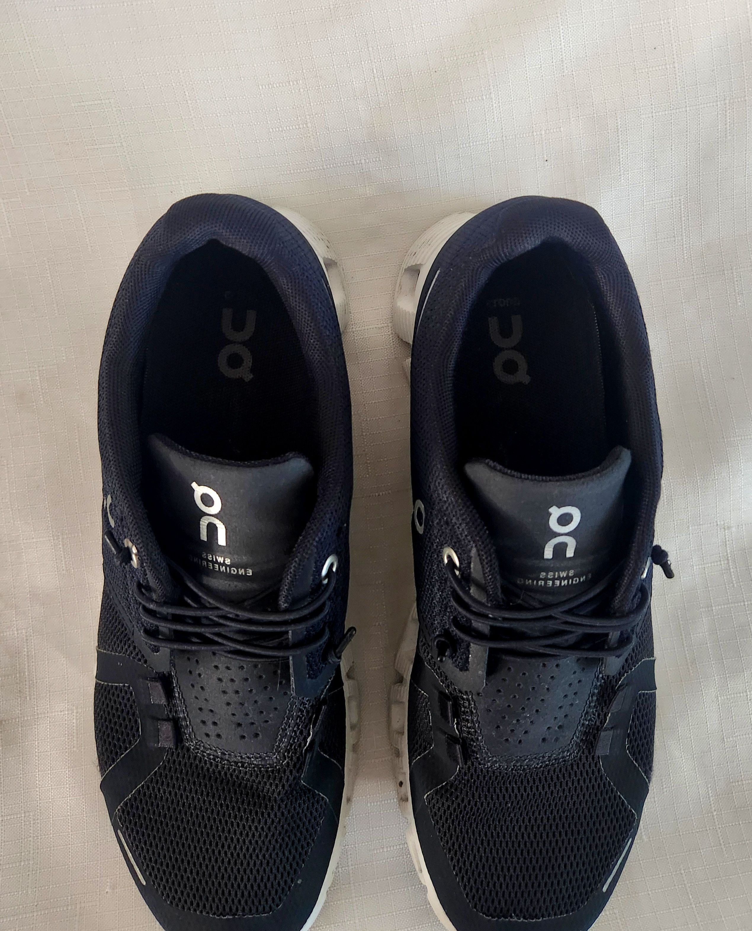 On ON Running Cloud Swiss Engineering Shoes Women's Size 7.5 Size US 7.5 / IT 37.5 - 6 Thumbnail