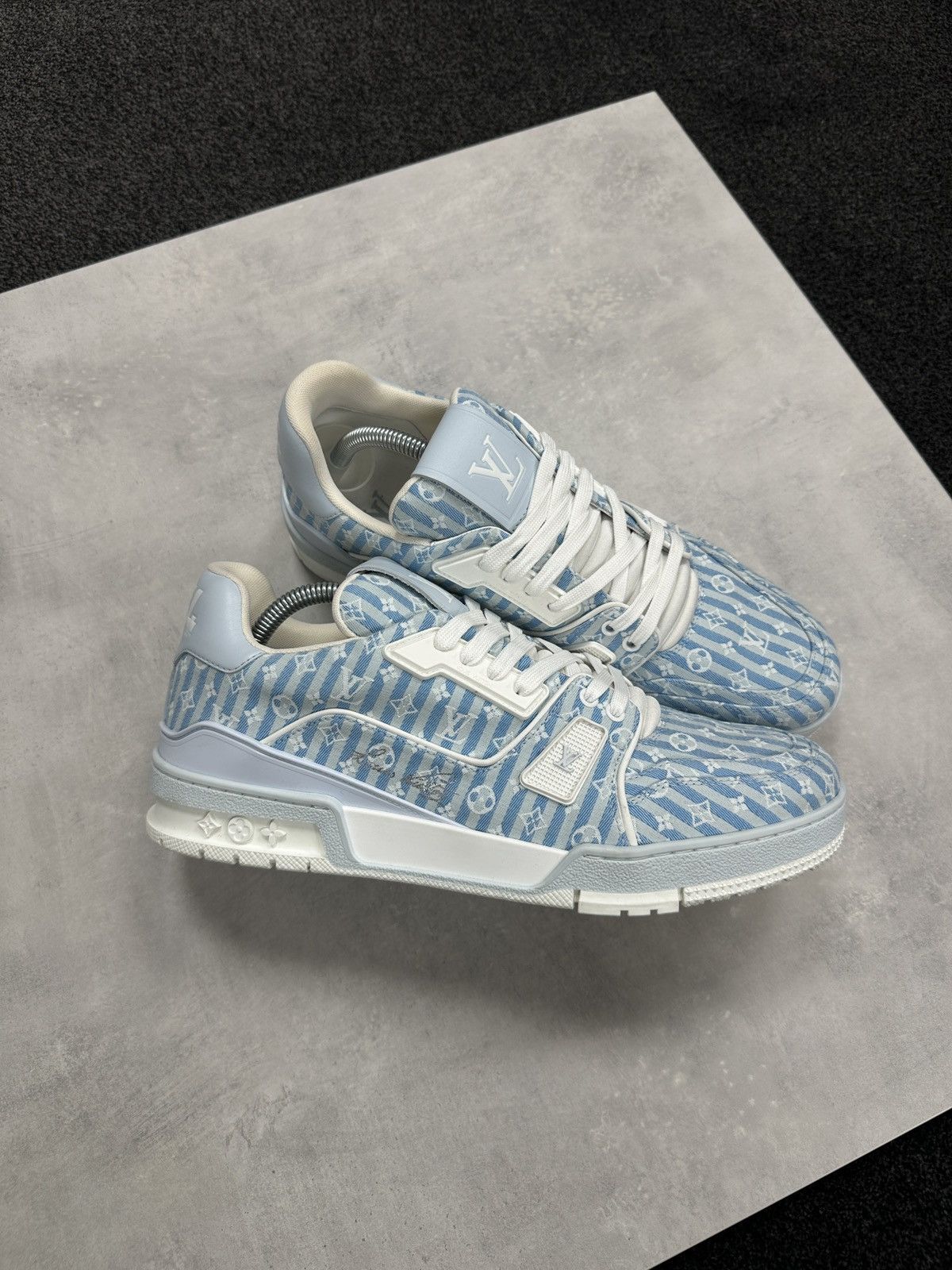 Louis Vuitton Louis Vuitton #54 LV Mini Monogram Trainer Blue LV9 Size US 10 / EU 43 - 1 Thumbnail