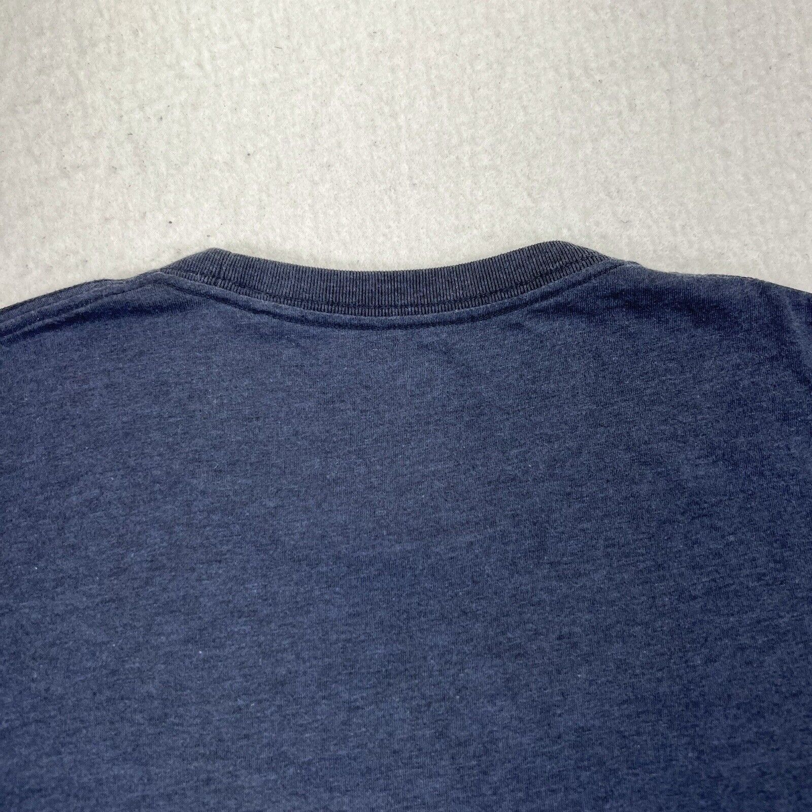 Uniqlo Uniqlo Star Wars Official R2D2 C3PO T-Shirt Size XS Size US XS / EU 42 / 0 - 7 Thumbnail