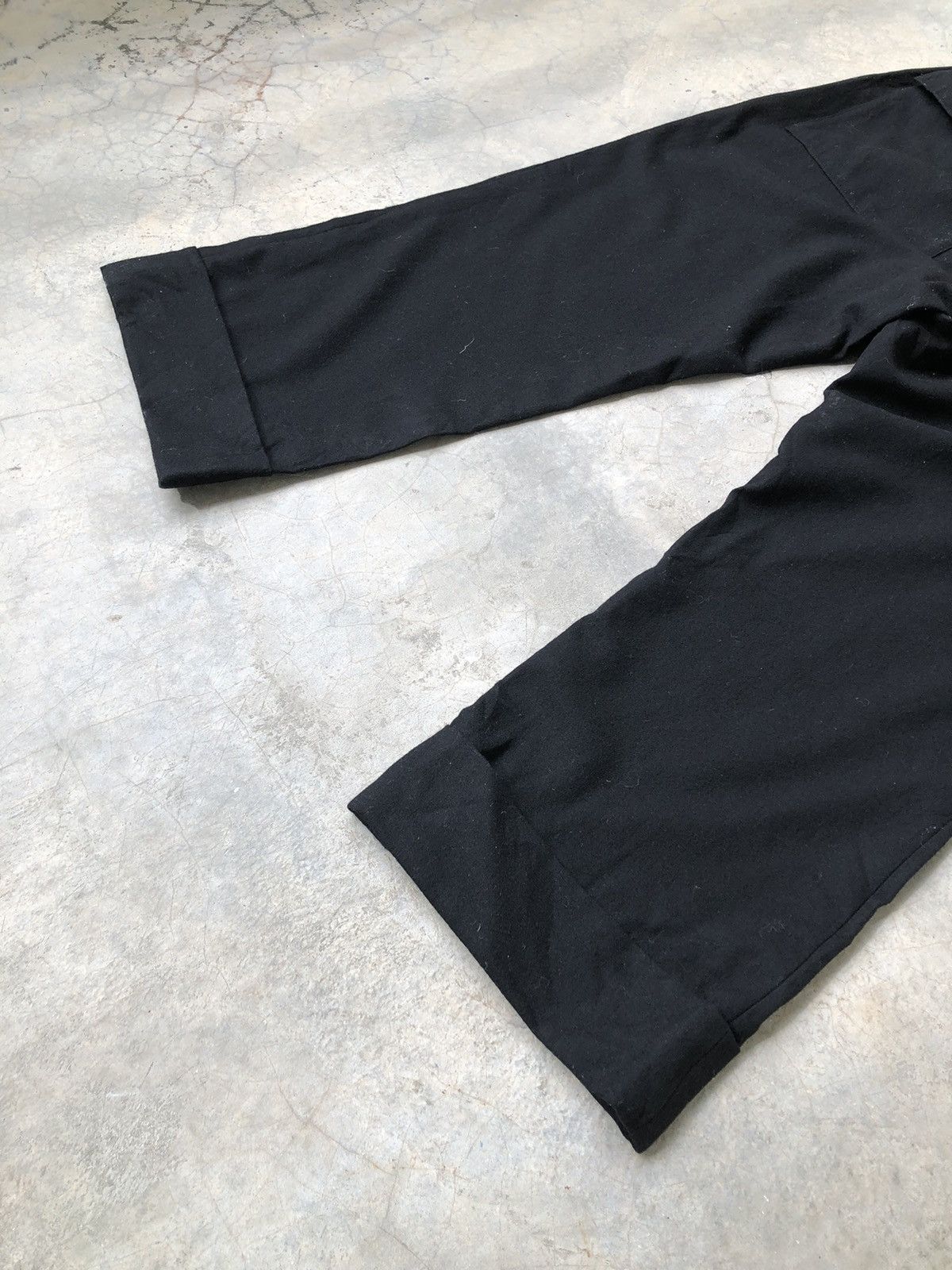 Yohji Yamamoto Yohji Yamamoto Y’s Wool Cropped 3 Quarter Fold Wool Pant Size US 30 / EU 46 - 11 Thumbnail