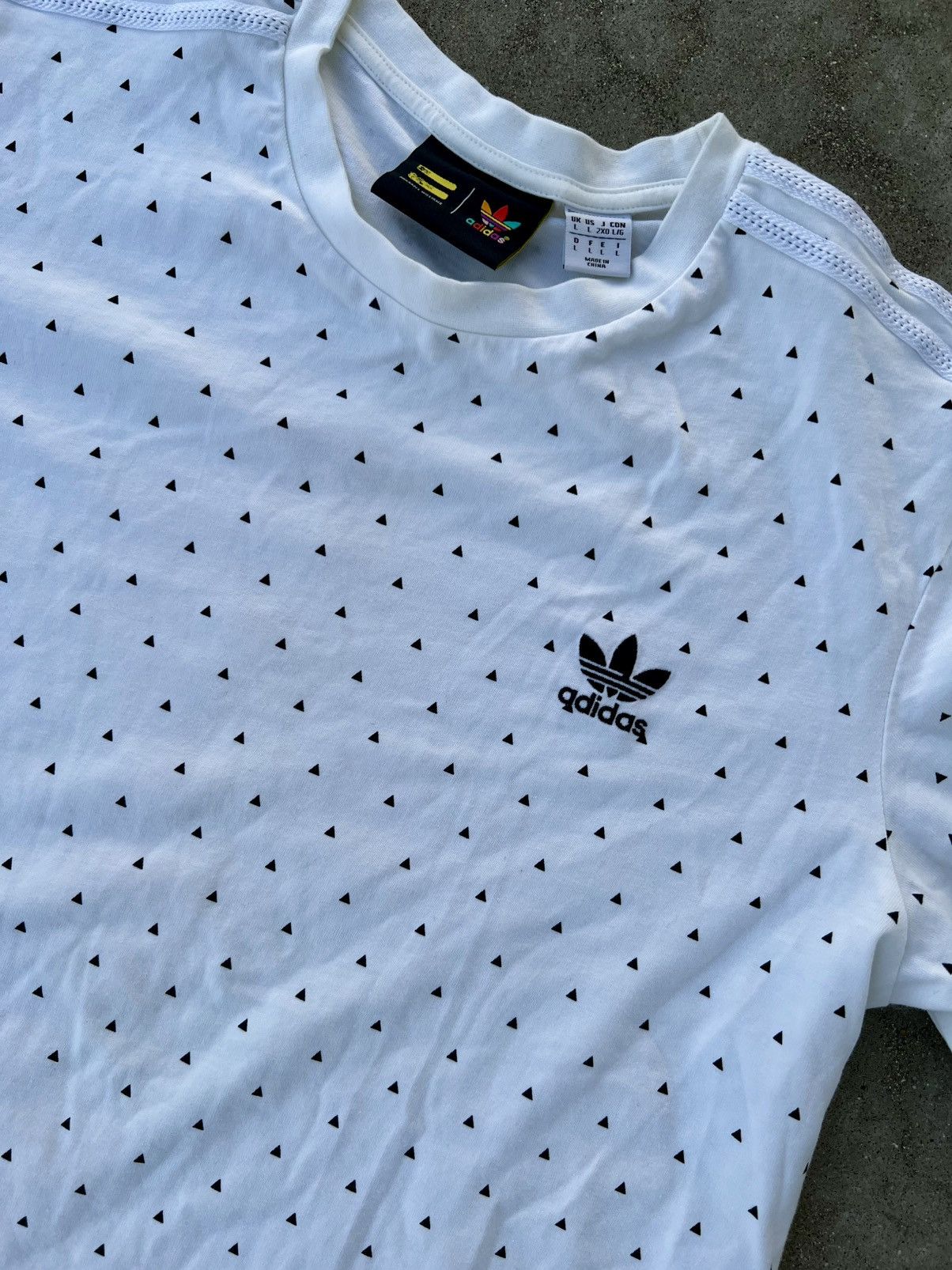 Adidas × Japanese Brand × Pharrell adidas Originals x Pharrell Williams “Human Race” T-Shirt Size US L / EU 52-54 / 3 - 4 Thumbnail