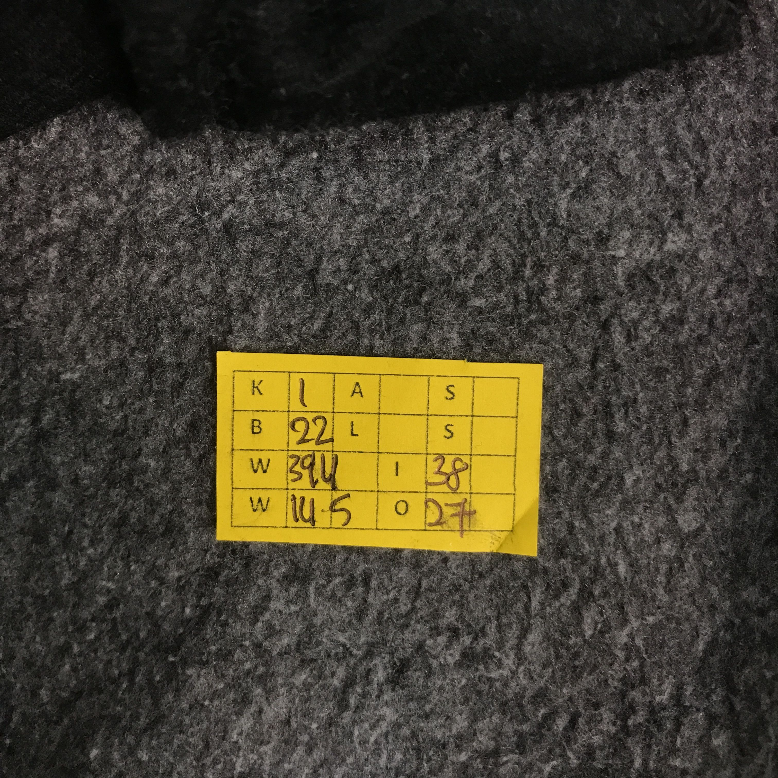 Columbia Vintage Columbia Fleece Sweatpants Size US 29 - 14 Thumbnail
