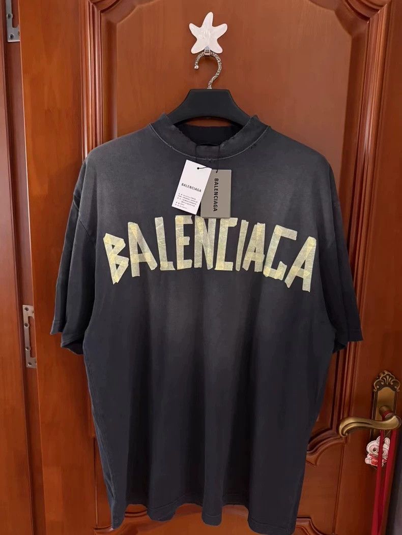 Balenciaga Balenciaga Adhesive tape short sleeve Size US M / EU 48-50 / 2 - 2 Thumbnail