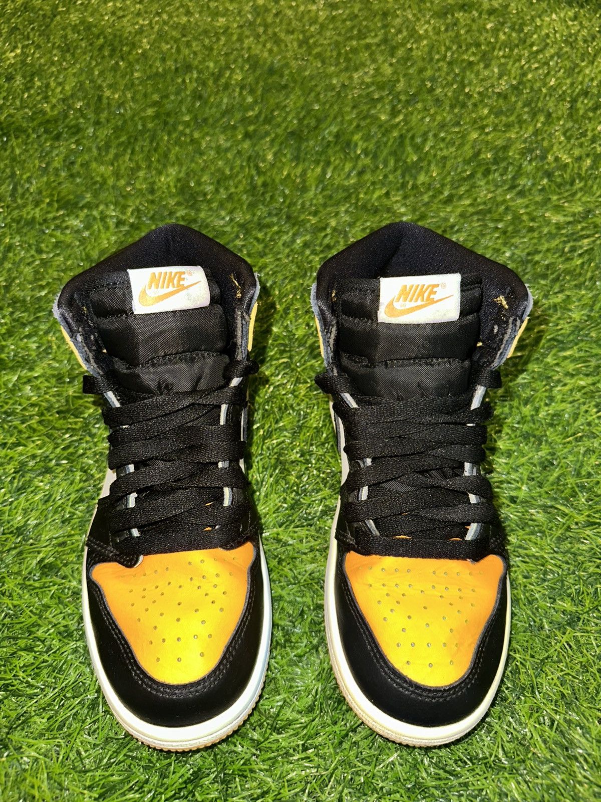 Jordan Brand Jordan 1 High Size 2Y Size US 5 / EU 37 - 3 Thumbnail