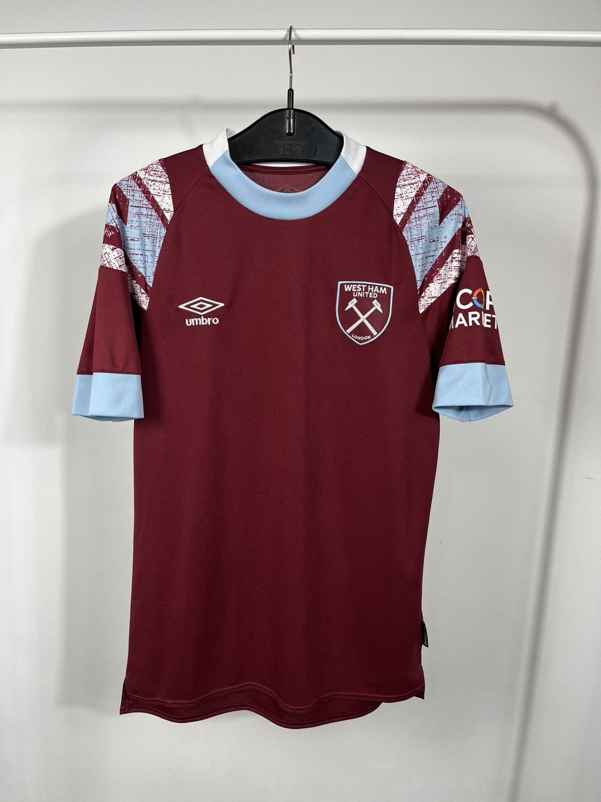 Umbro West Ham United Umbro Home Jersey 2022/23 Soccer Shirt S Size US S / EU 44-46 / 1 - 1 Thumbnail