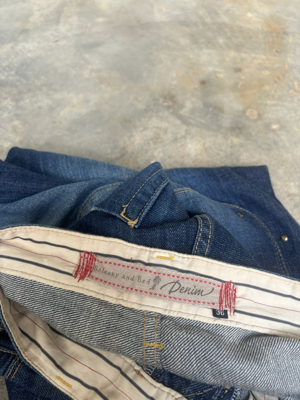 Hysteric Glamour Distressed Baloony and Bed Denim Japanese Style Jeans Size US 30 / EU 46 - 9 Thumbnail