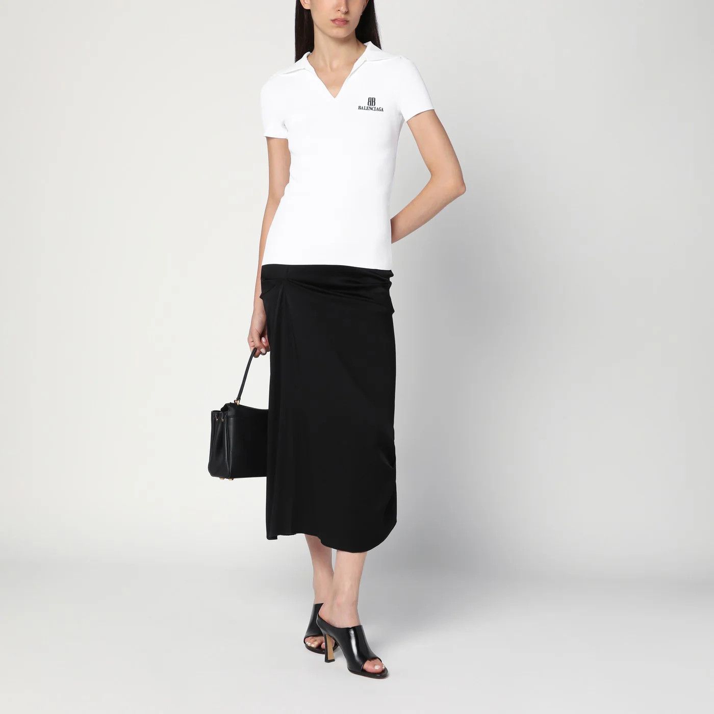 Balenciaga o1d2blof0426 Short Sleeve BB T-Shirt in White Size XS / US 0-2 / IT 36-38 - 2 Thumbnail