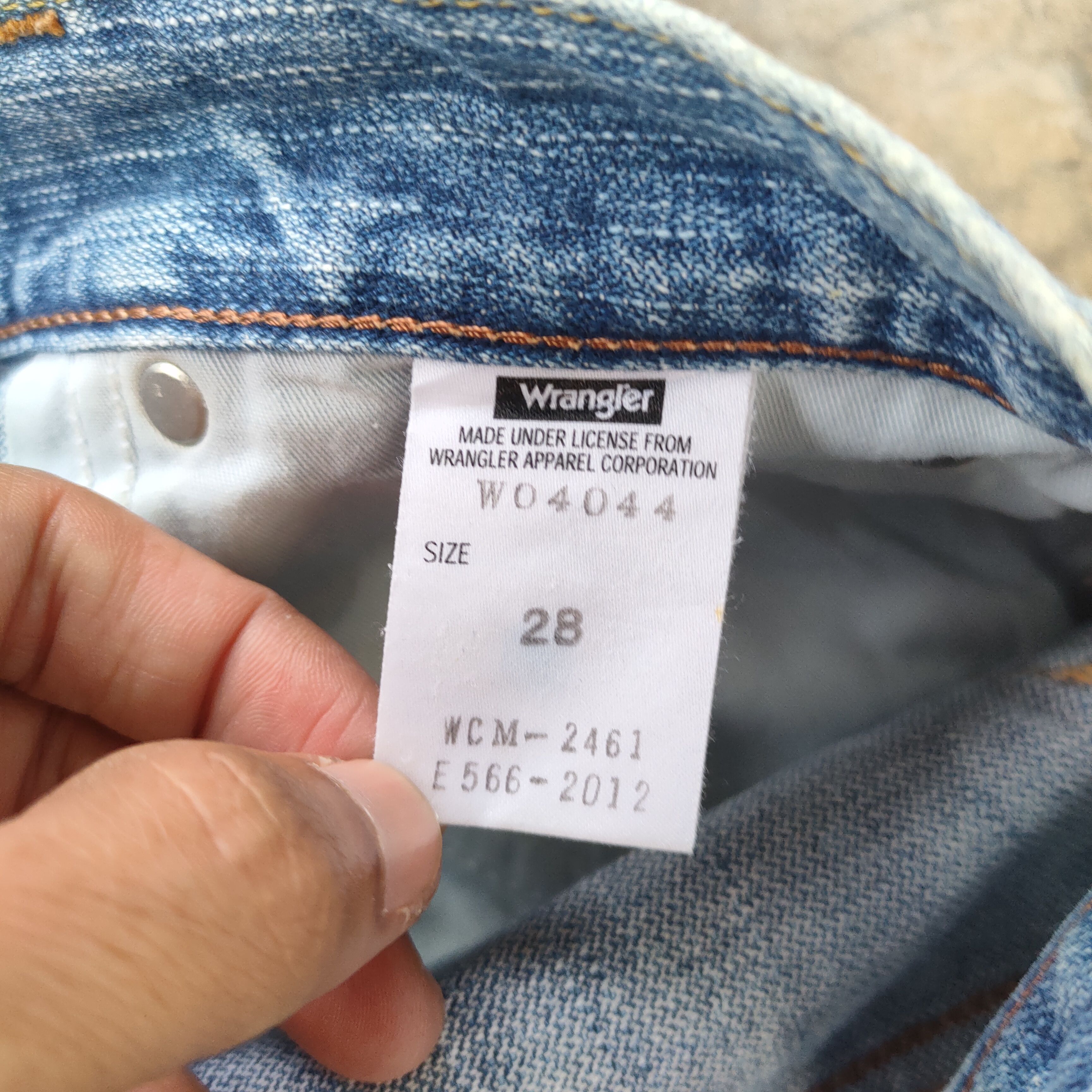 Wrangler W30 VINTAGE WRANGLER DISTRESSED RIPPED JEANS DENIM PANTS Size US 30 / EU 46 - 12 Thumbnail
