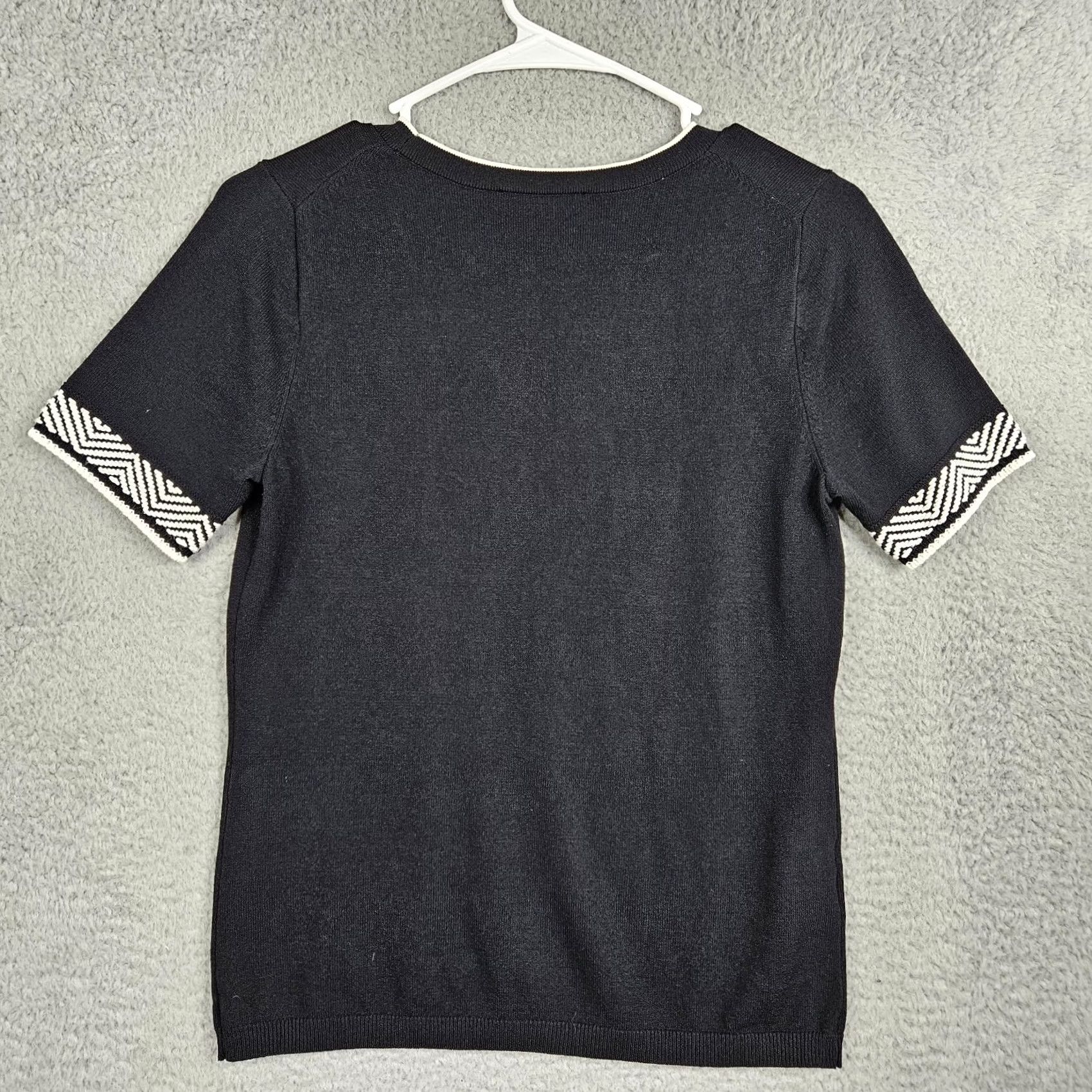 Vintage Ann Taylor Women’s black Knit Short sleeve Round neck top Size S Size S / US 4 / IT 40 - 5 Thumbnail