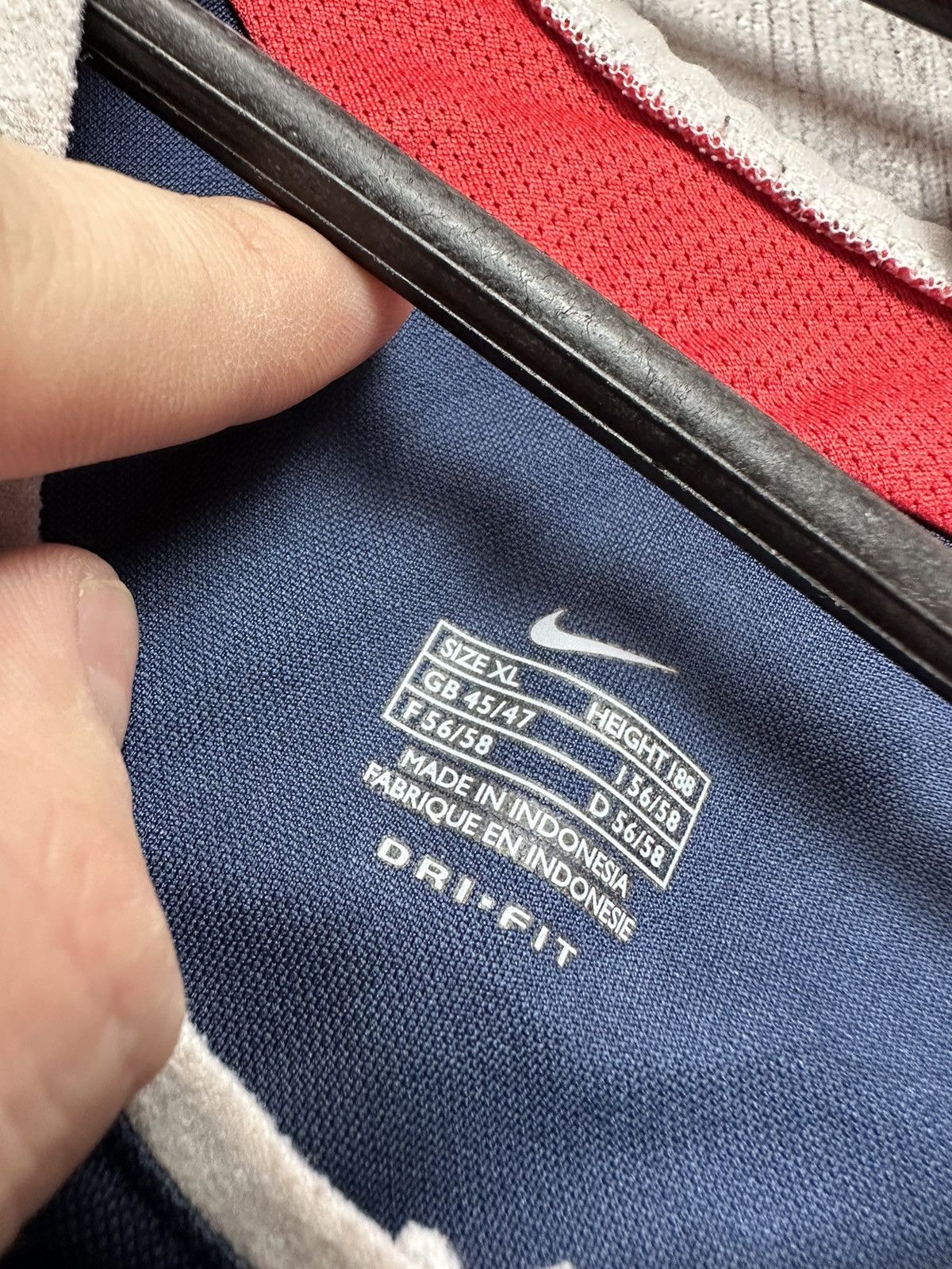 Nike × Vintage Vintage Nike Sunderland soccer jersey size Xl navy rare Size US XL / EU 56 / 4 - 4 Thumbnail