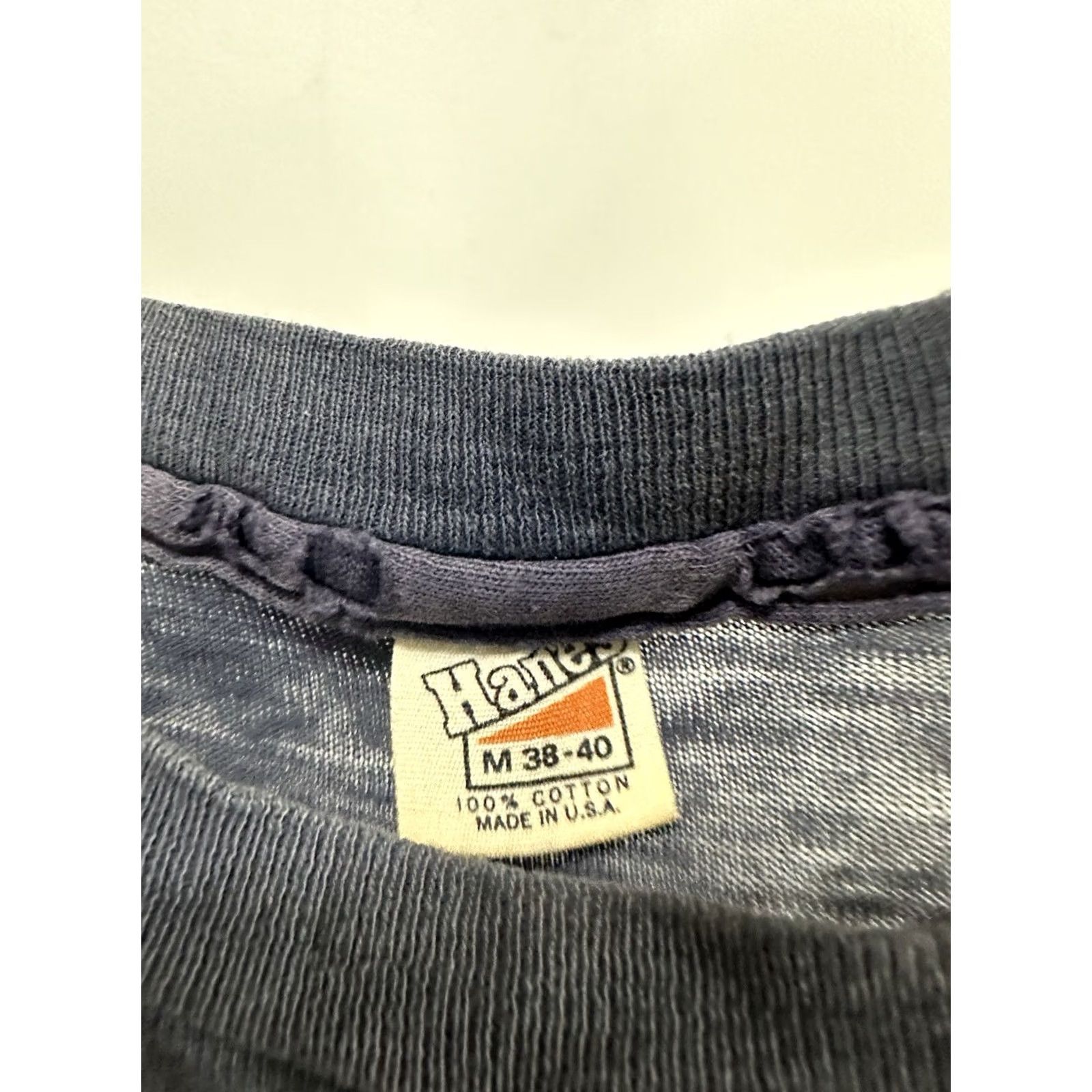 Hanes VTG 70s Rowan Mustang Band Gradient Sun Faded Worn Soft True Vintage T-Shirt M Navy Mens Shirt 70s Distressed Merch Hanes Size US M / EU 48-50 / 2 - 3 Thumbnail