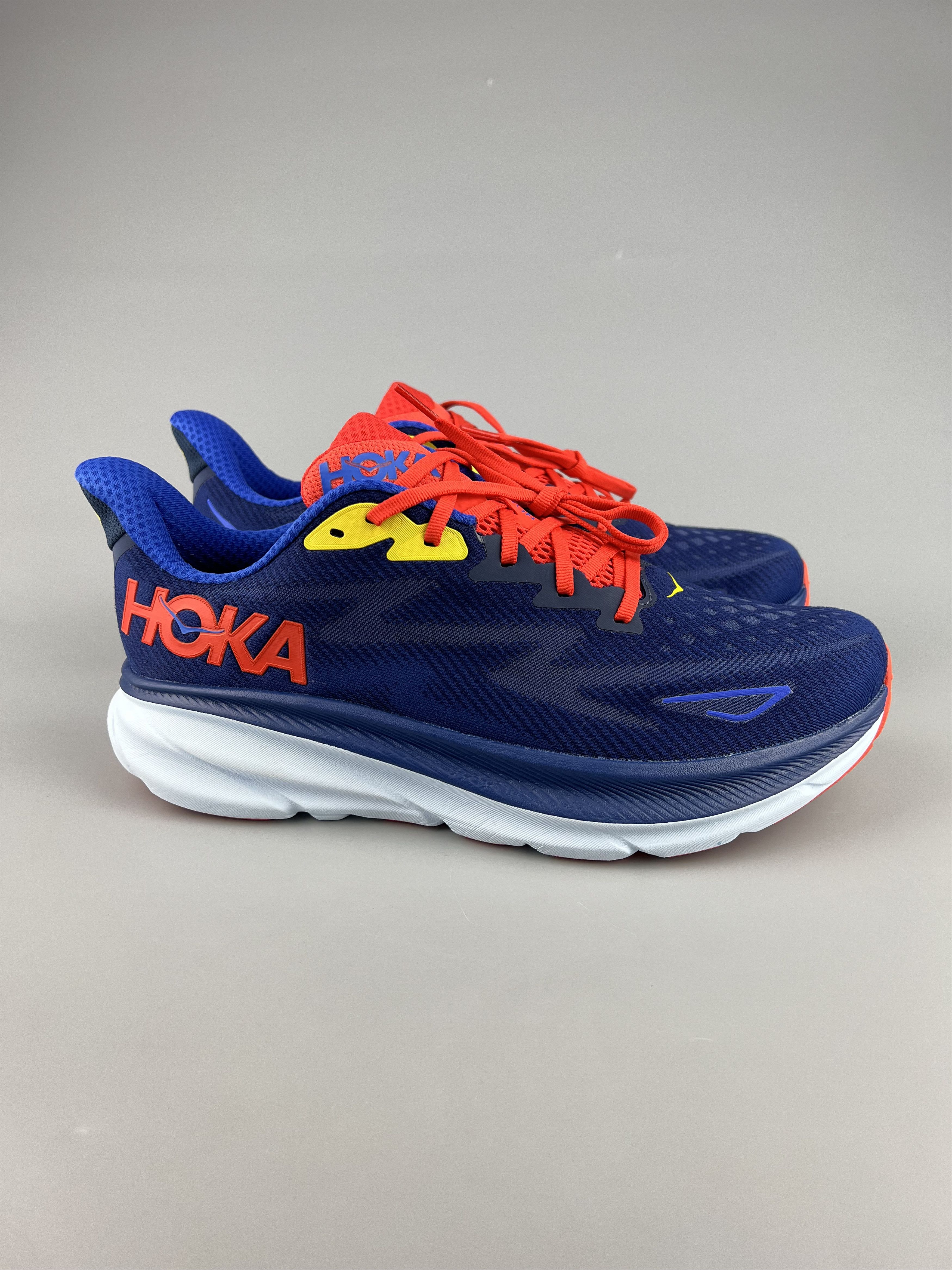 Hoka 11D Hoka One One Clifton 9 Running Shoes Walking Gym Size US 11 / EU 44 - 1 Thumbnail
