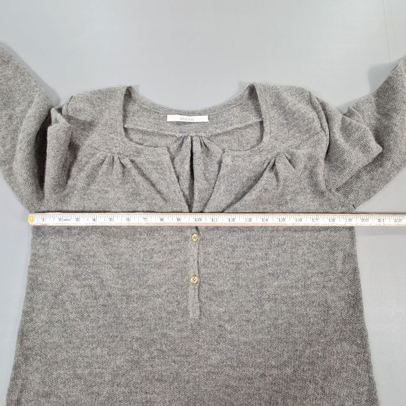 Vintage Aiayu Womens Dress Grey Small 100% Cashlama Short Knit Jumper Dress V-Neck Long Sleeve Pullover Casual Regular Womens Size 28" / US 6 / IT 42 - 5 Thumbnail