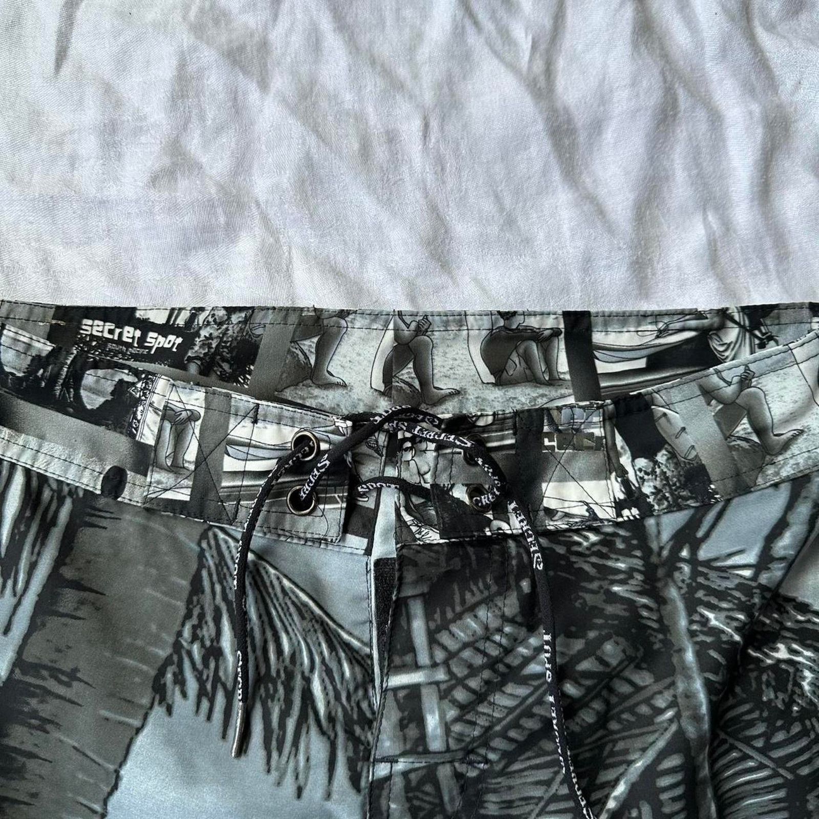 Vintage Y2K 2000s AOP Board Shorts Swim Surf Trunks Bathing Suit Size US 30 / EU 46 - 3 Thumbnail