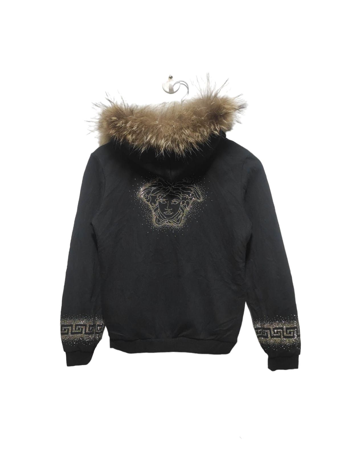 Versace Young Versace Fur Hoodie i6w9 style Size US XS / EU 42 / 0 - 2 Thumbnail