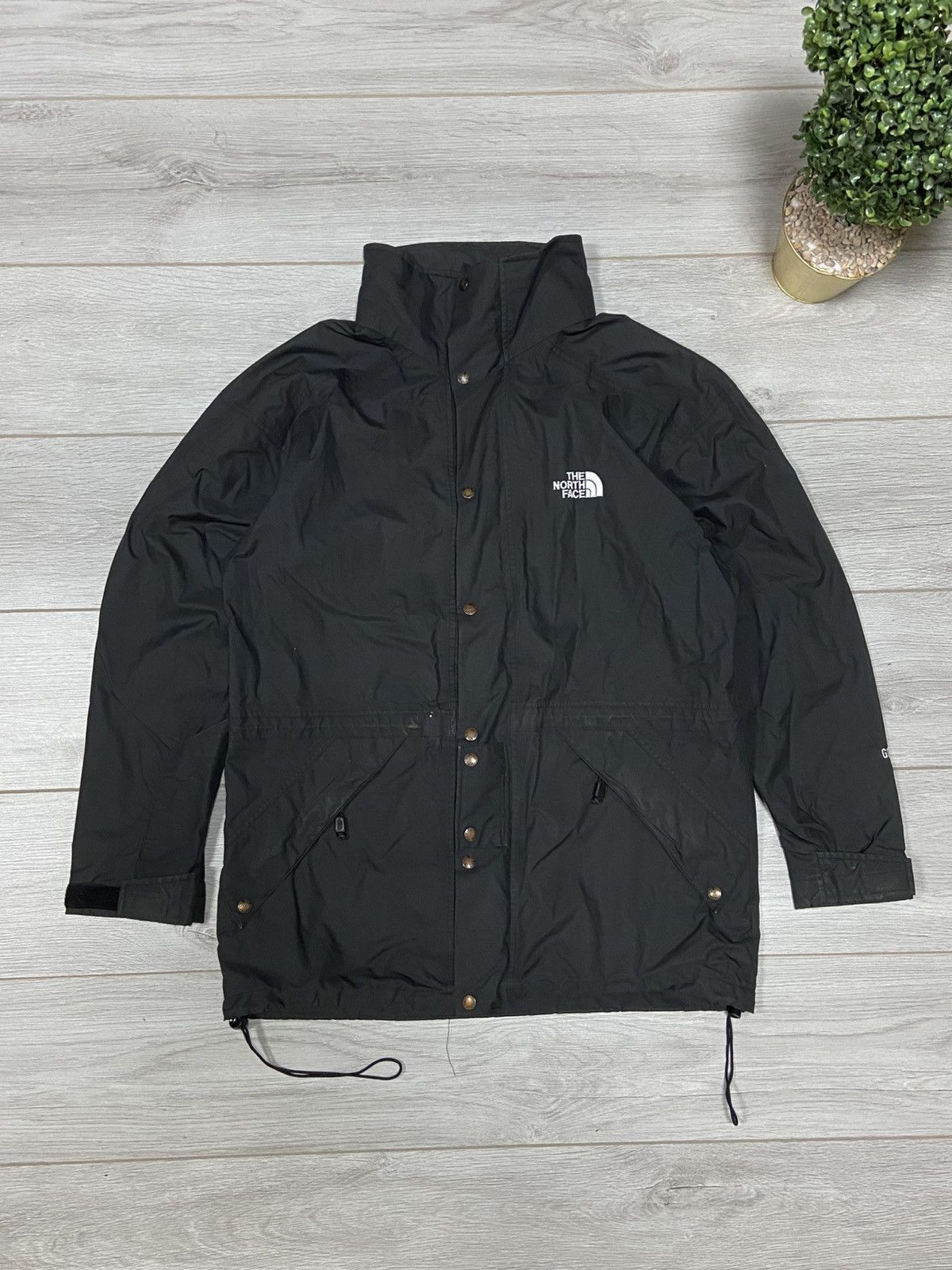 The North Face The North Face Gore tex jacket vintage Size US M / EU 48-50 / 2 - 1 Thumbnail