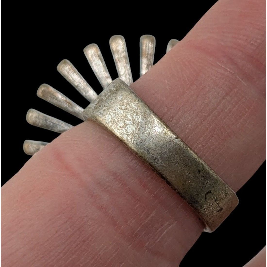 Other Vintage Adjustable Silver Tone Sunburst Ring With Rhinestone Size ONE SIZE - 6 Thumbnail