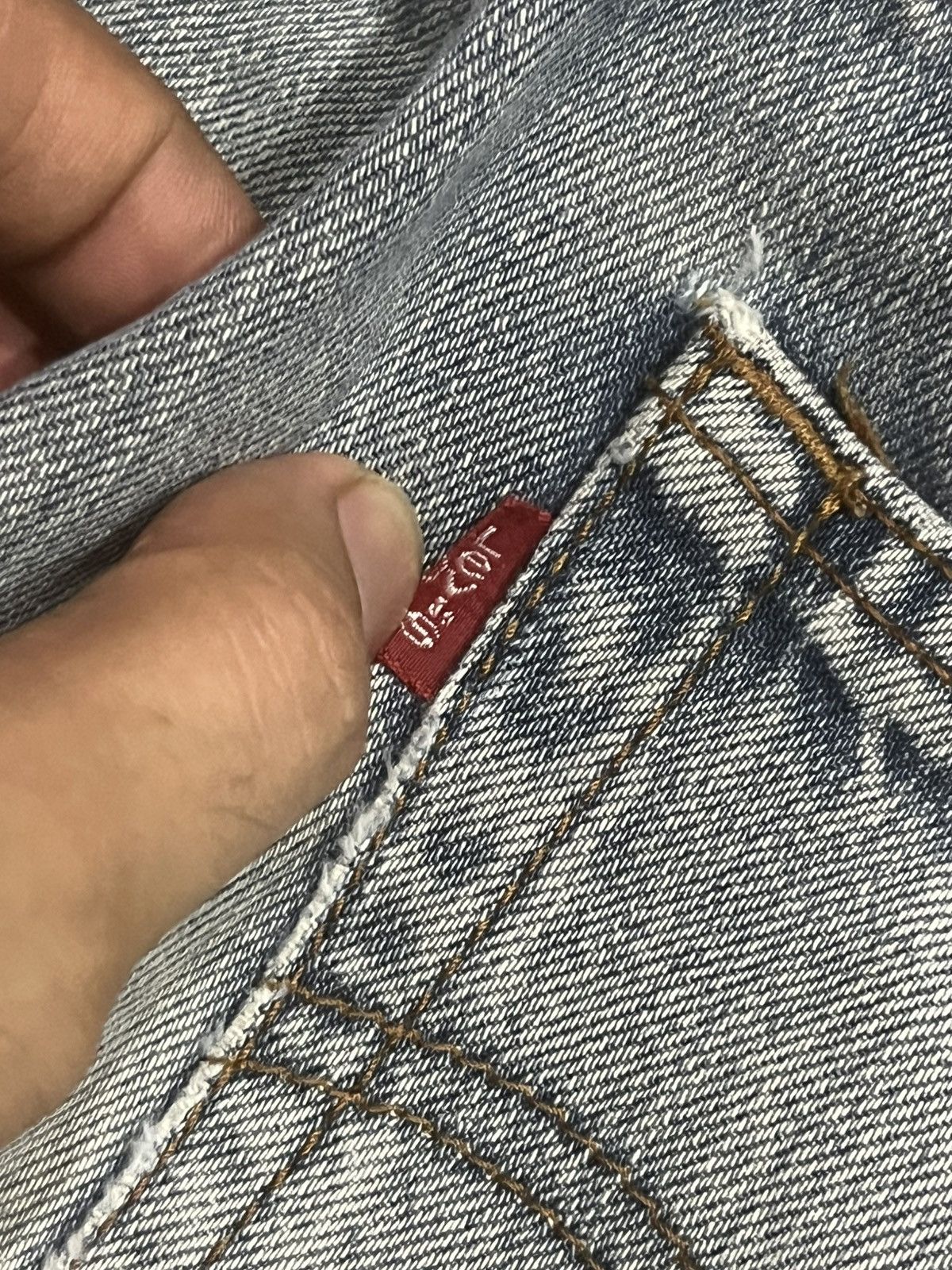 Levi's ⚡️Straight Leg⚡️Vintage Levi’s 512 Light Blue Wash Frayed Jean Size US 31 - 10 Thumbnail