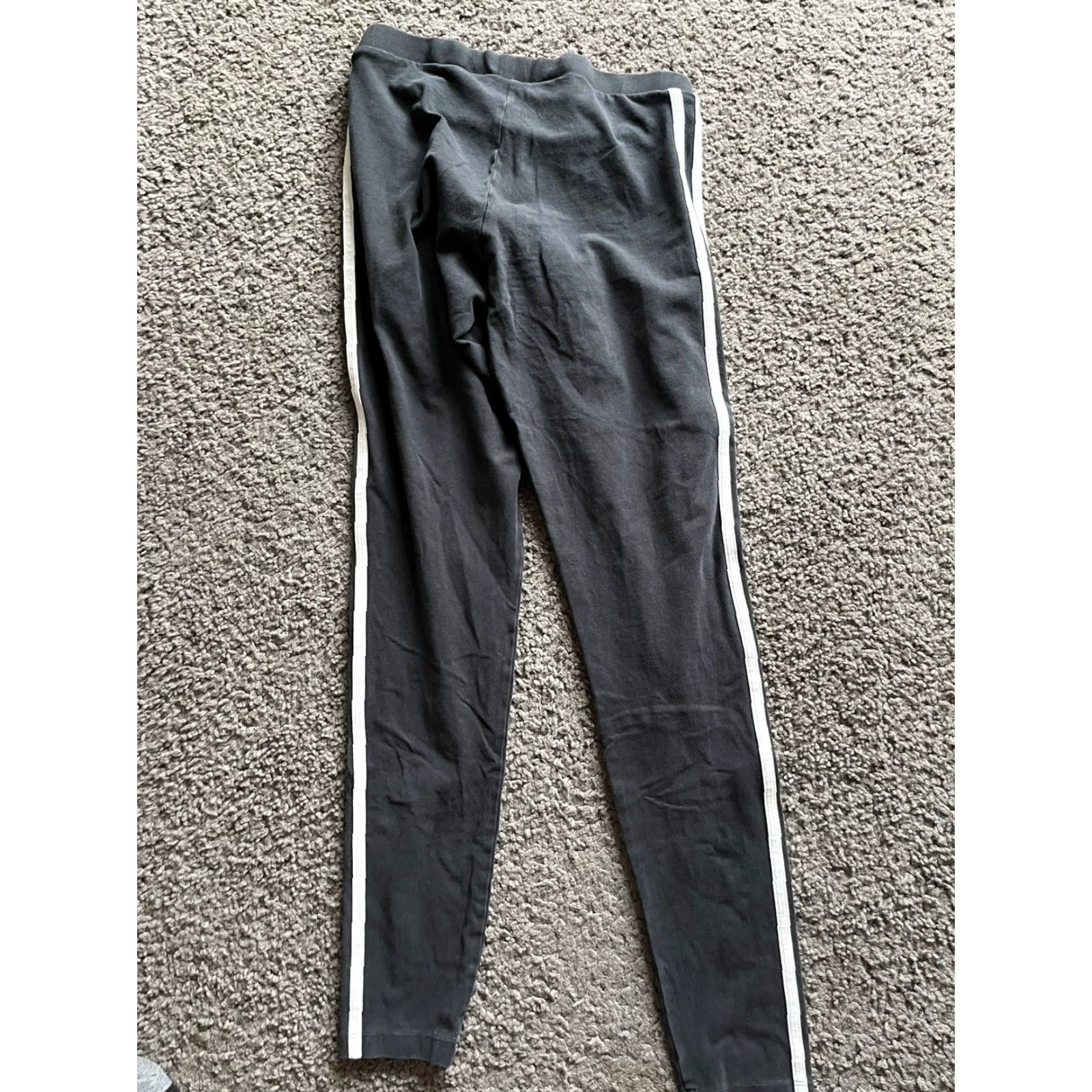 Adidas Adidas Climalite Black Fleece Womens Small Distressed Leggings Pants Sleeves Not Applicable Size 28" / US 6 / IT 42 - 4 Thumbnail