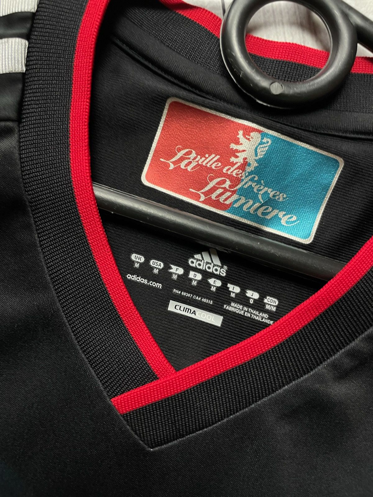 Adidas × Vintage Vintage adidas Olympique Lyonnais soccer jersey rare black M Size US M / EU 48-50 / 2 - 4 Thumbnail