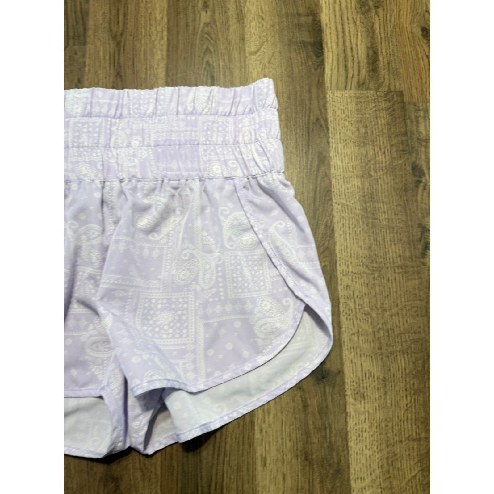 Vintage **Vanilla Star White Women's Large Purple Athletic Shorts High Rise** User: **Vanilla Star White Women's Size Large Purple Athletic Shorts High Rise** Size 36" / US 14 / IT 50 - 3 Thumbnail