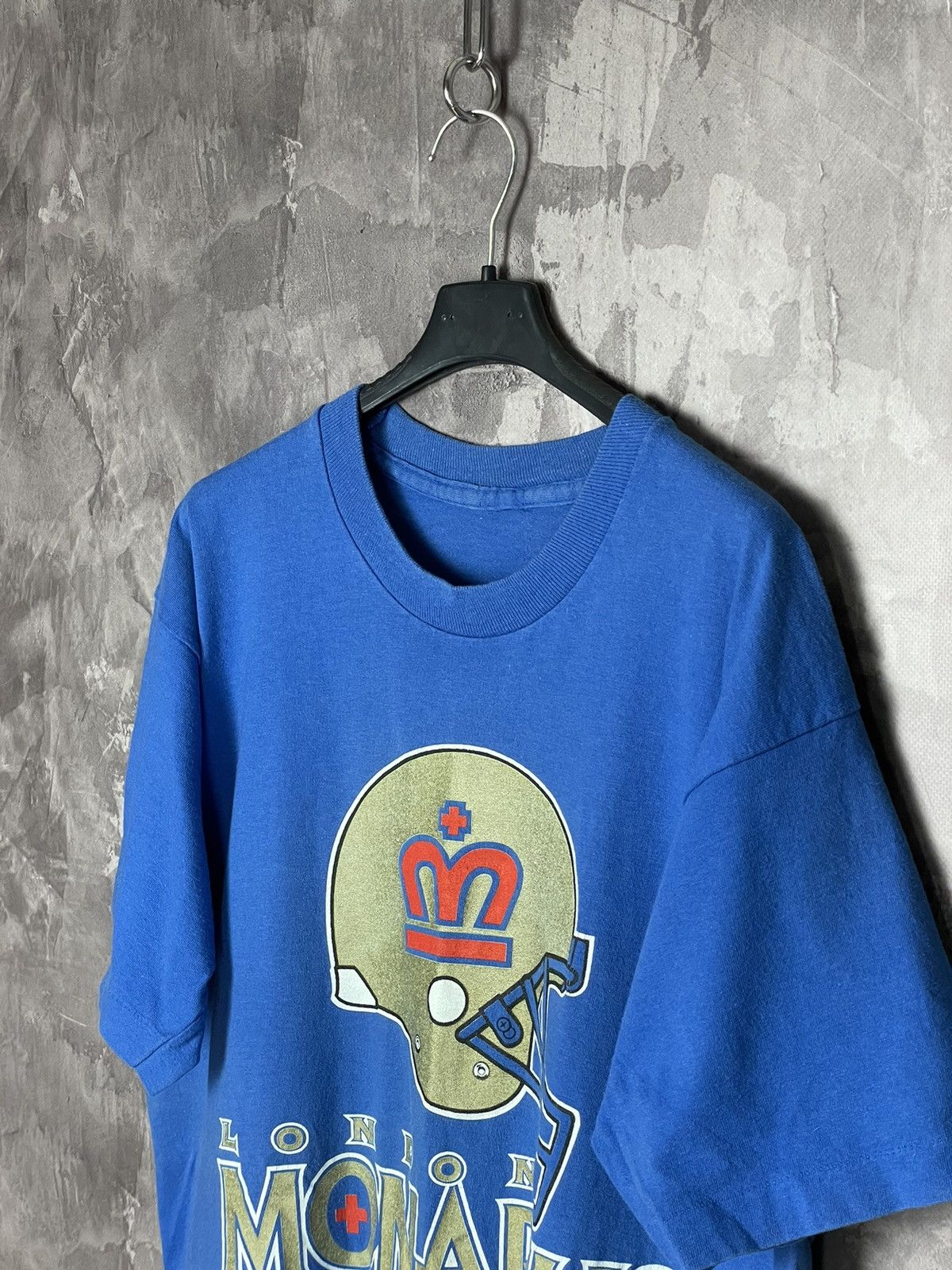 Vintage Vintage 90s London Monarchs Tshirt 1999 NFL Crewneck Size US XL / EU 56 / 4 - 8 Thumbnail