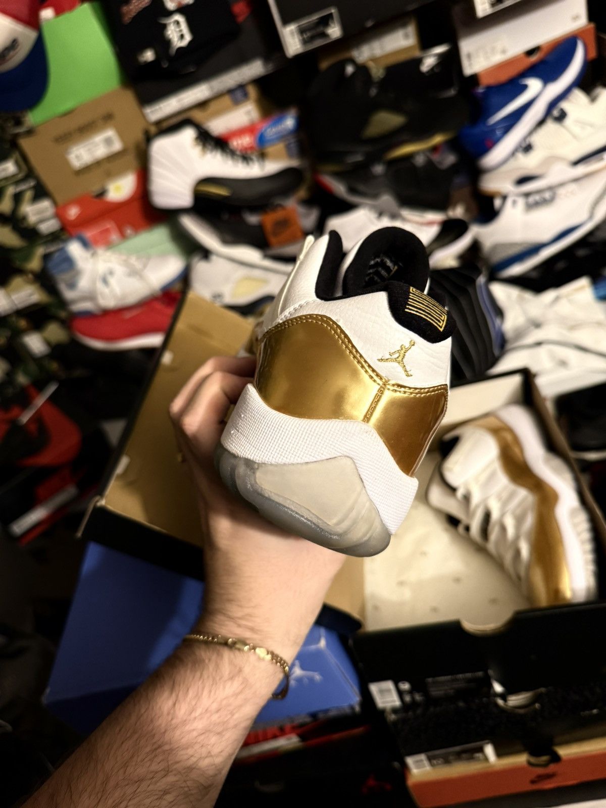 Jordan Brand Jordan retro 11 low closing ceremony sz 9 Size US 9 / EU 42 - 4 Thumbnail