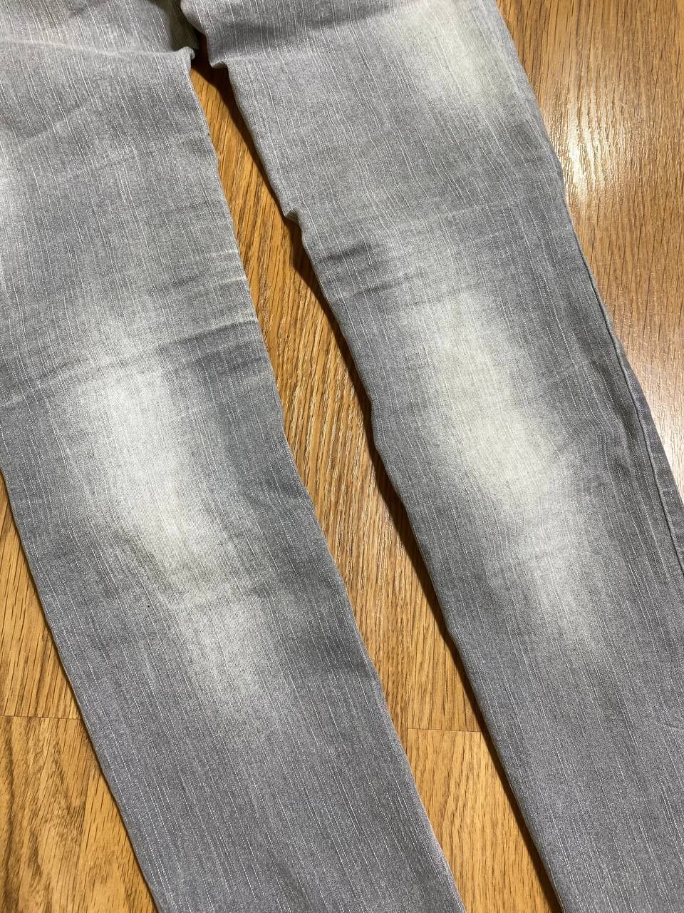 Calvin Klein × Vintage Vintage Y2K Light Wash Calvin Klein Essential Denim Jeans! Size US 26 / EU 42 - 9 Thumbnail