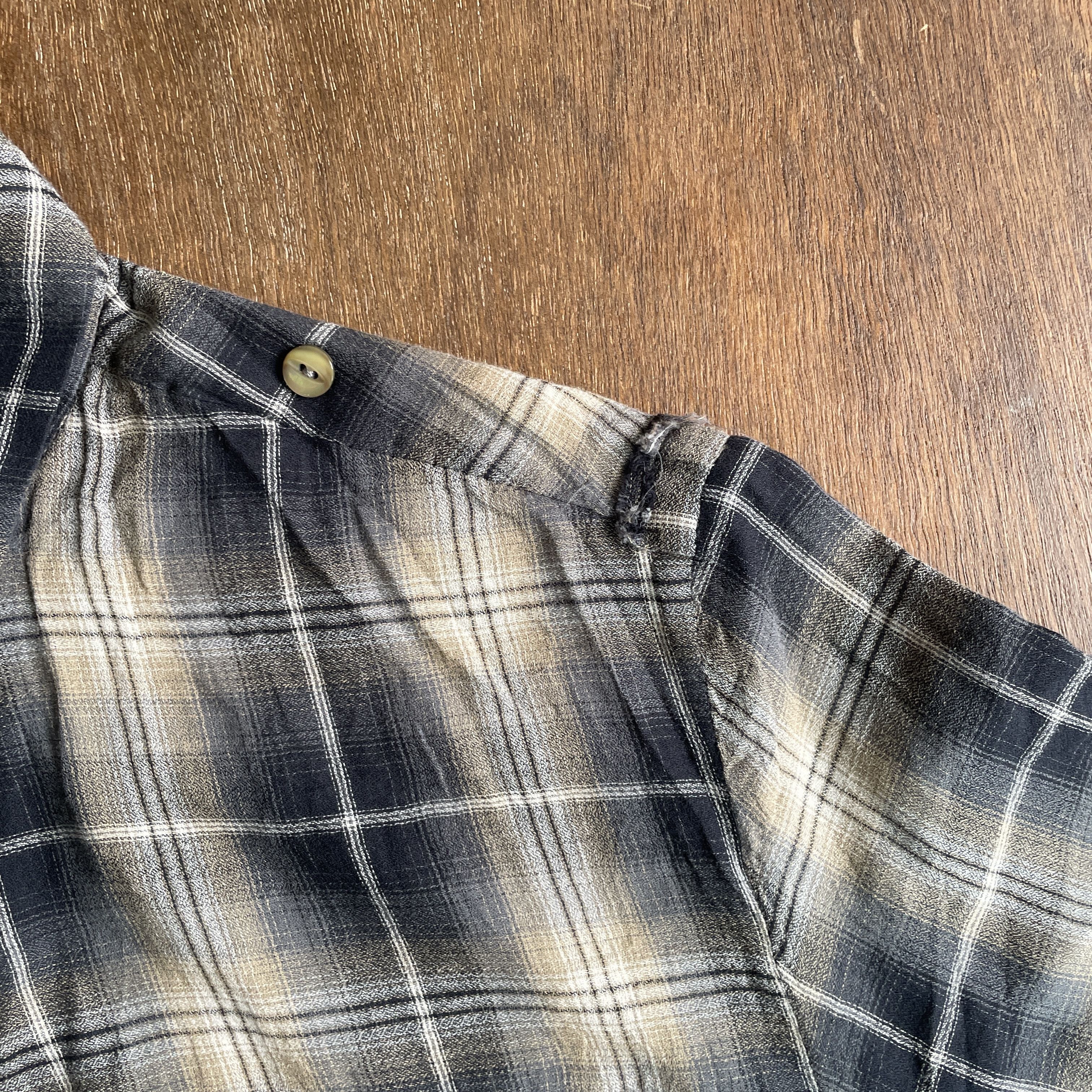 Undercover Undercover Jun Takahashi Plaid Shortsleeves Shirt Size US M / EU 48-50 / 2 - 6 Thumbnail