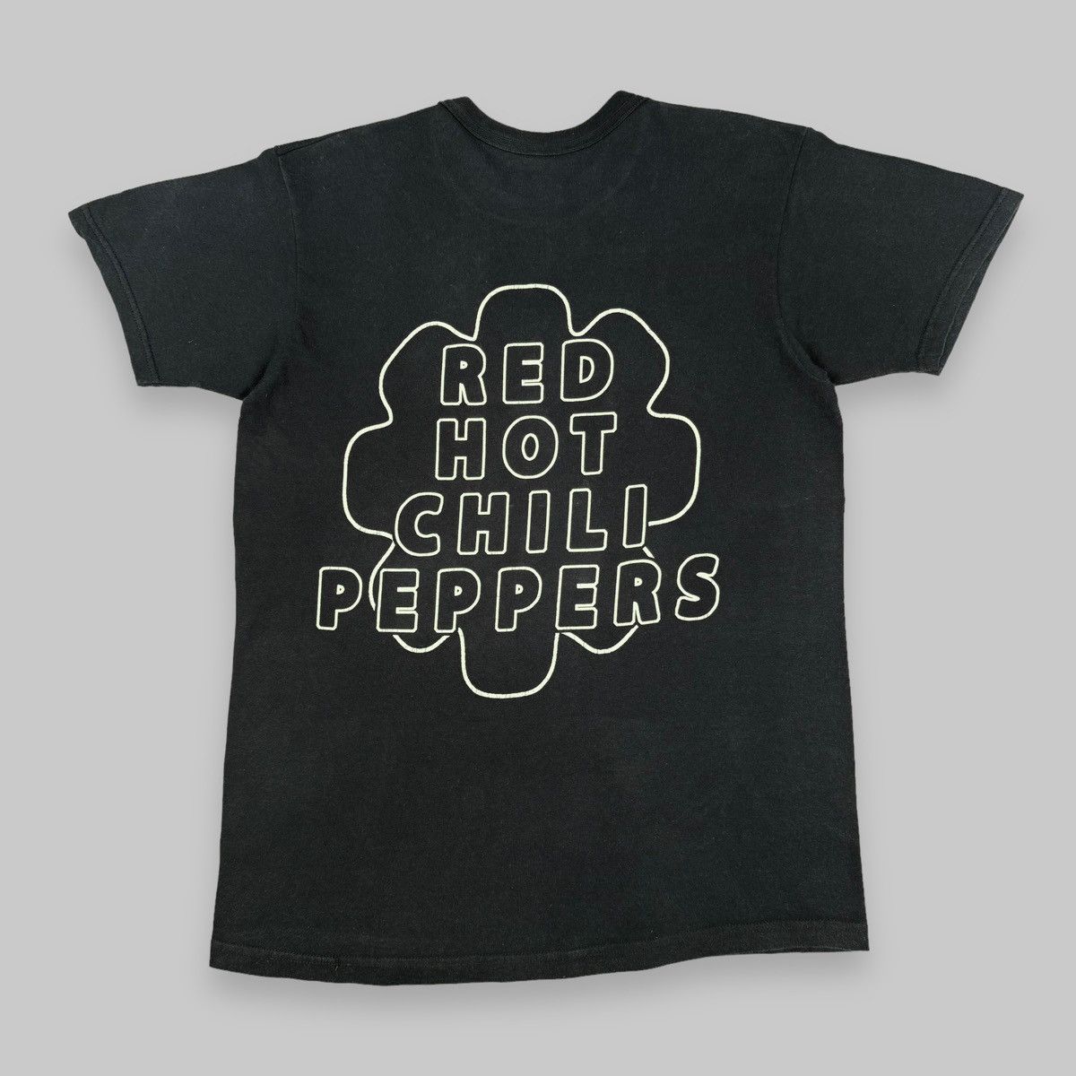 Band Tees Vintage Red Hot Chili Peppers ‘By The Way’ Euro T Shirt Size US M / EU 48-50 / 2 - 2 Thumbnail