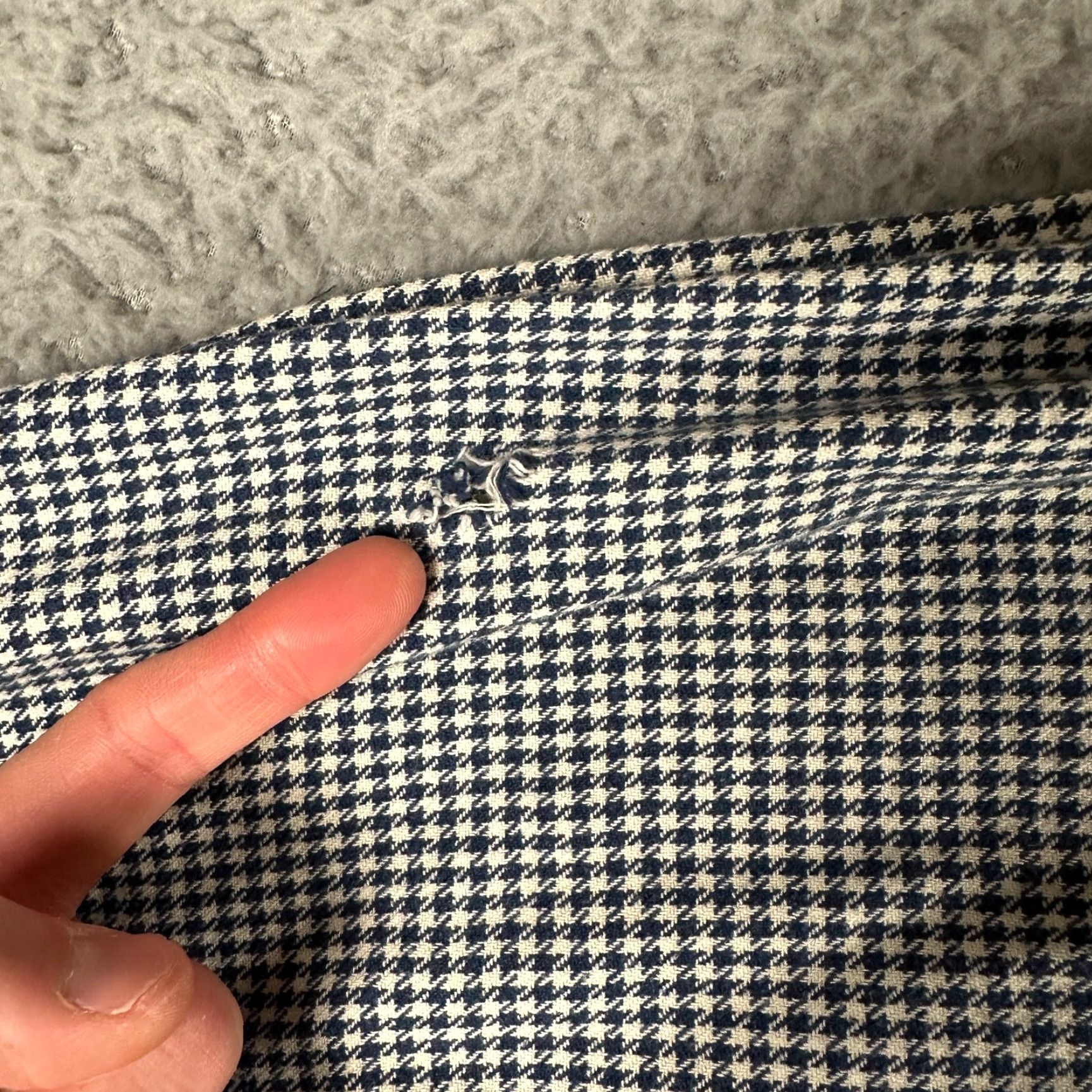 J.Crew VINTAGE J.CREW Shirt Men XLT Oarsman Ivory Black Houndstooth Flannel Flaw Size US XL / EU 56 / 4 - 2 Thumbnail