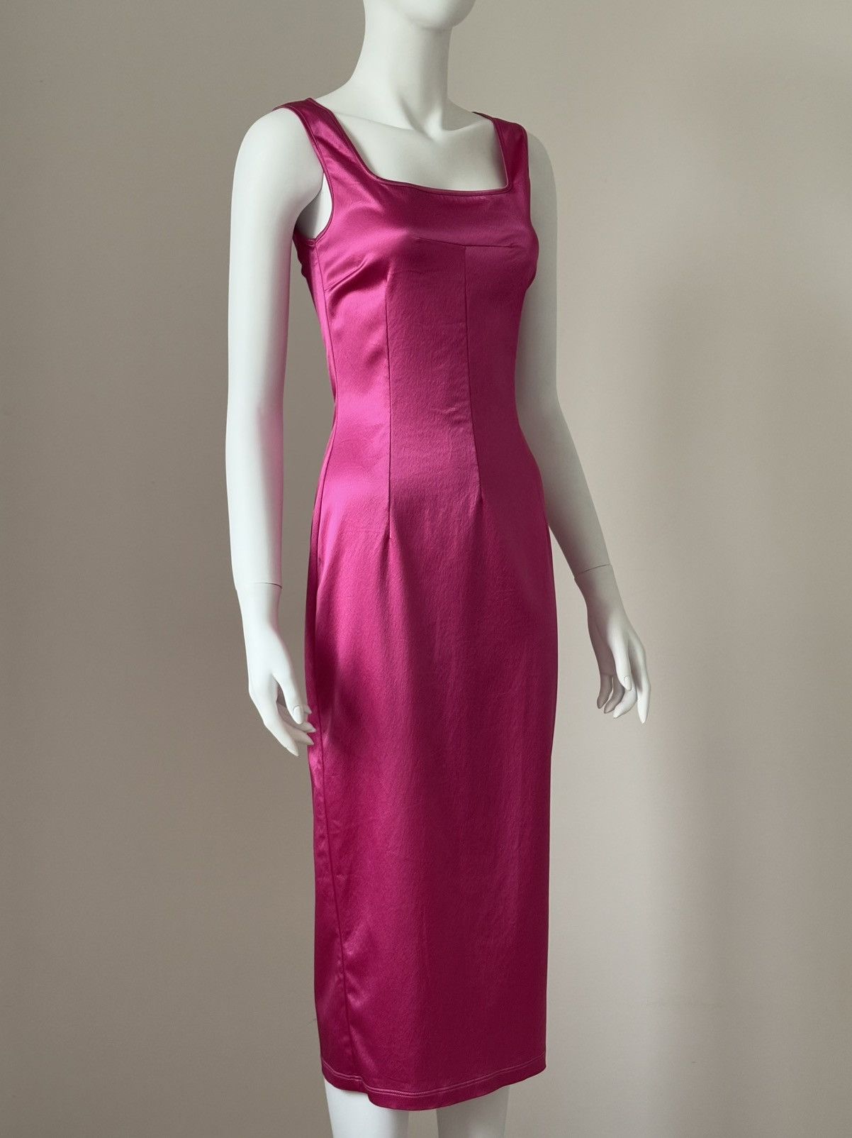 Dolce & Gabbana 90s Dolce & Gabbana Fuchsia Midi Dress Square Neck Bodycon S Size S / US 4 / IT 40 - 5 Thumbnail
