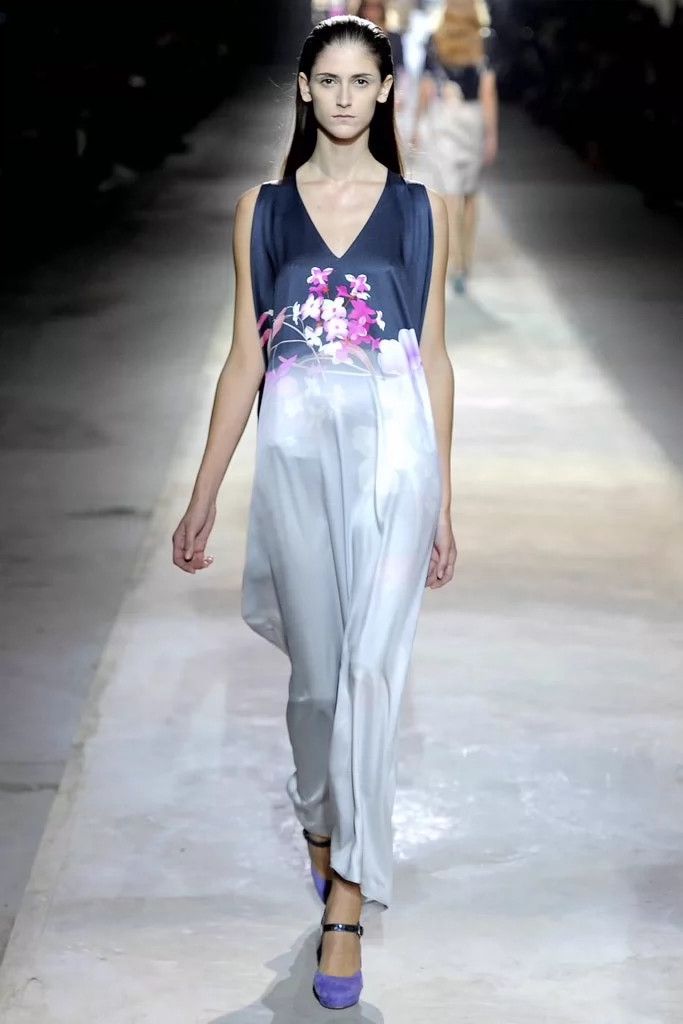 Dries Van Noten Dries Van Noten size:40 White and purple silk printed dres Size M / US 6-8 / IT 42-44 - 7 Thumbnail