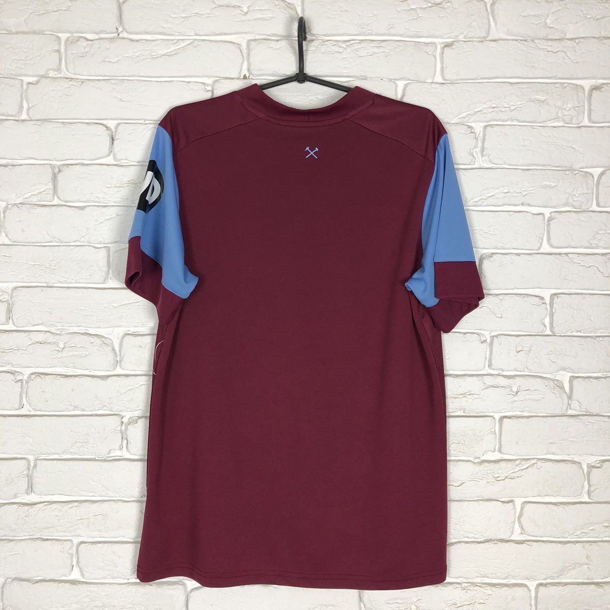 Umbro West Ham United 2023 2024 home soccer jersey Size US M / EU 48-50 / 2 - 4 Thumbnail