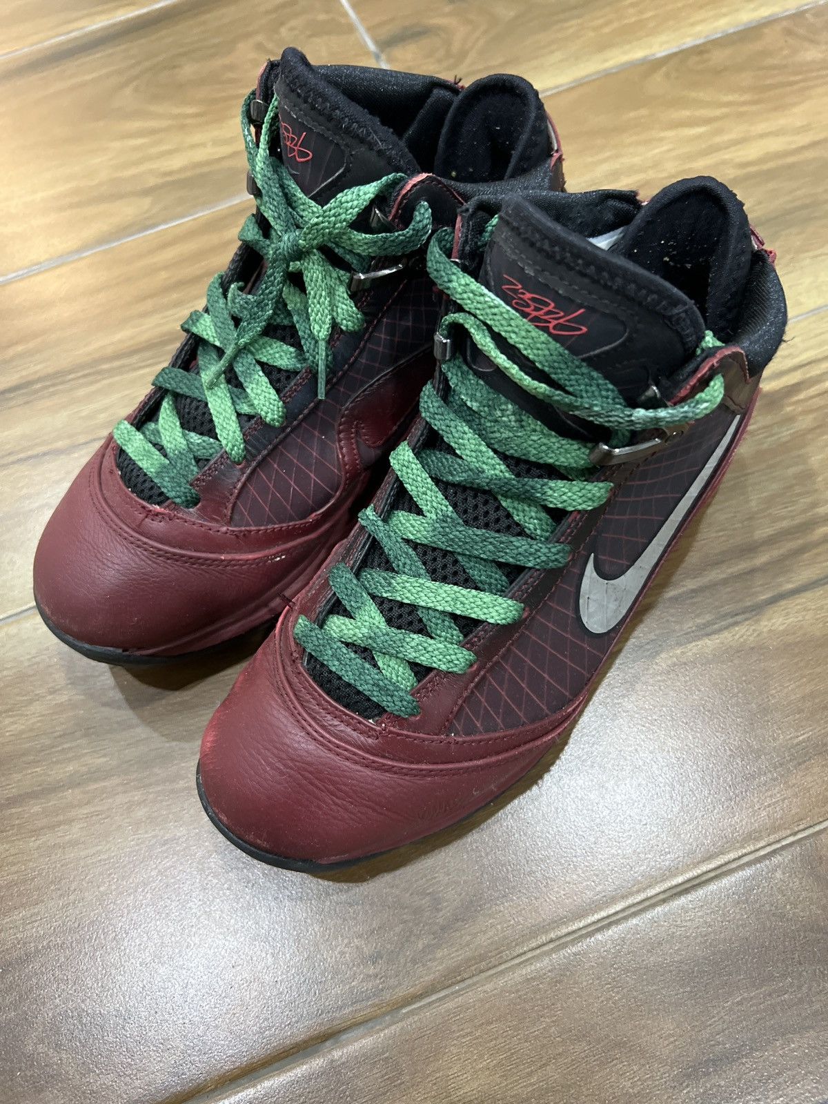 Nike Nike Lebron VII 7 QS Retro Christmas Size US 7 / EU 40 - 2 Thumbnail
