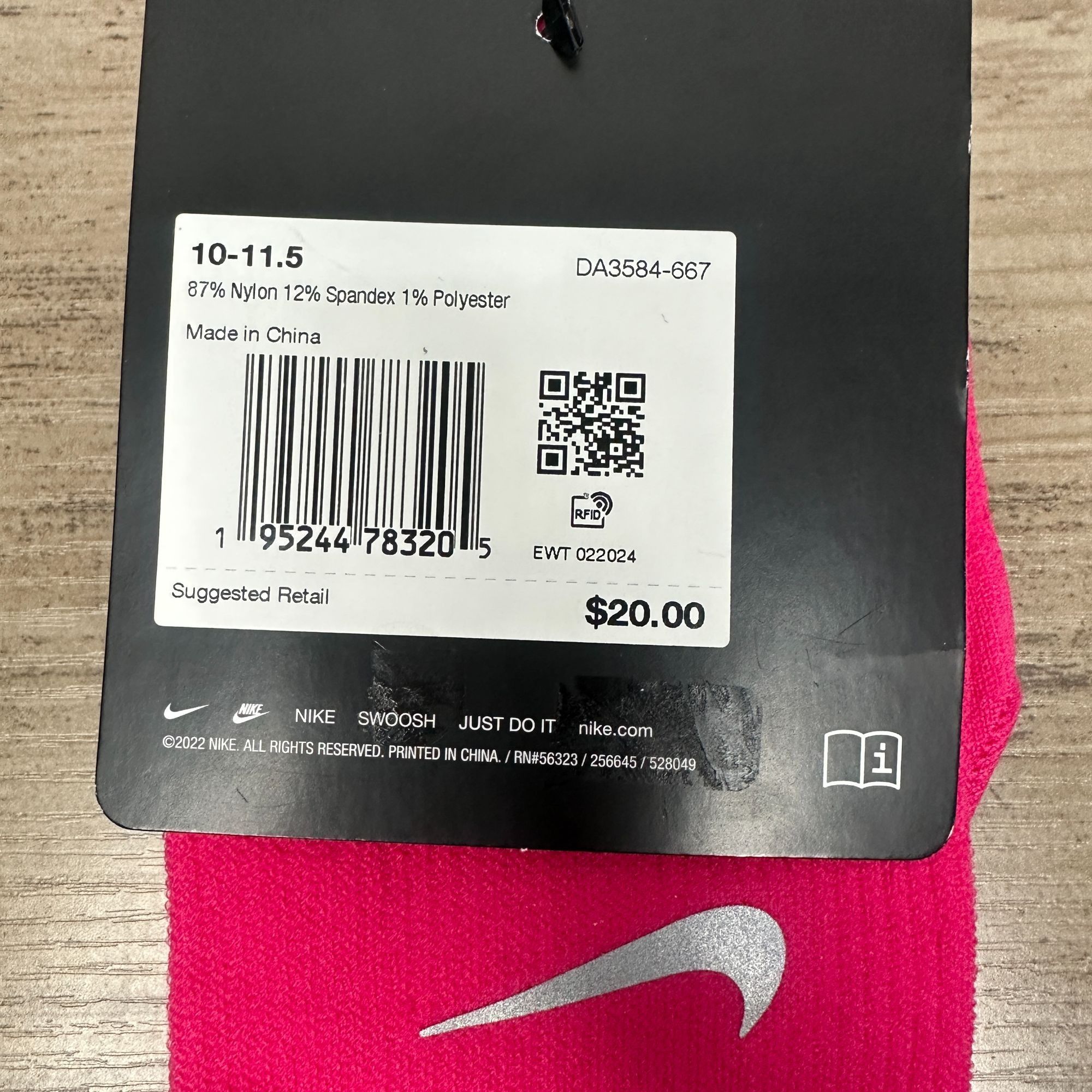Nike NWT Nike Unisex Spark Dri-FIT Running Crew Socks Pink Size L Size ONE SIZE - 10 Thumbnail